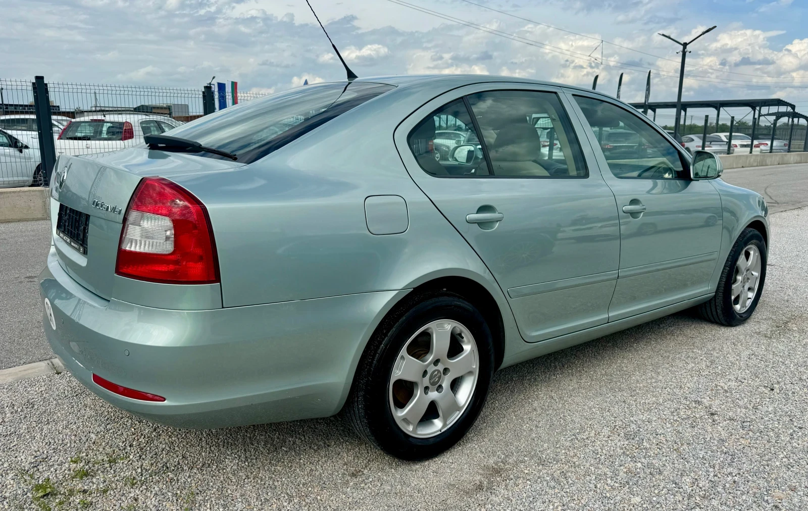 Skoda Octavia TSI dsg automatic - изображение 4