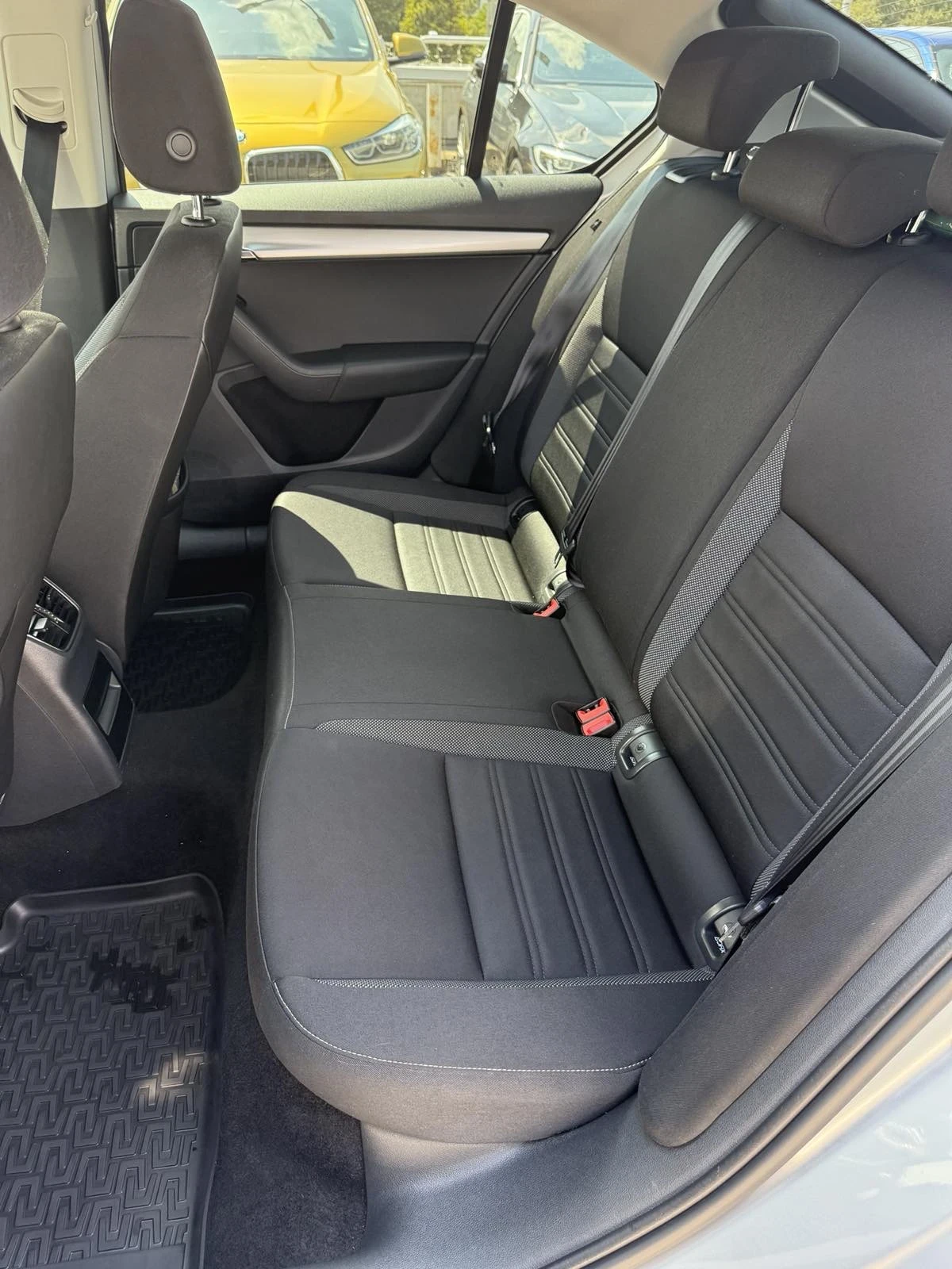 Skoda Octavia   | Mobile.bg   13