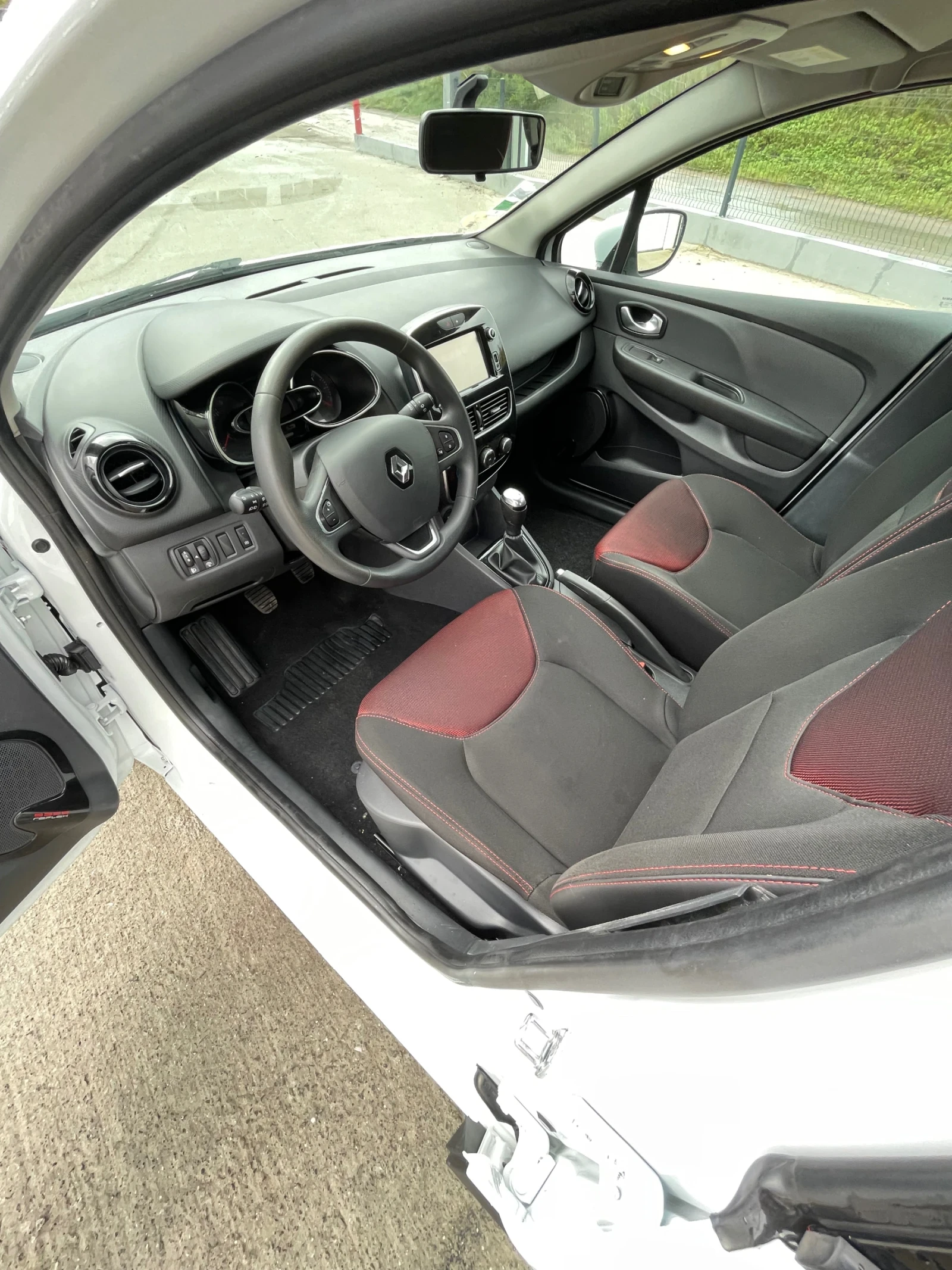 Renault Clio 1.5dci-90к.с.-N1 - изображение 8
