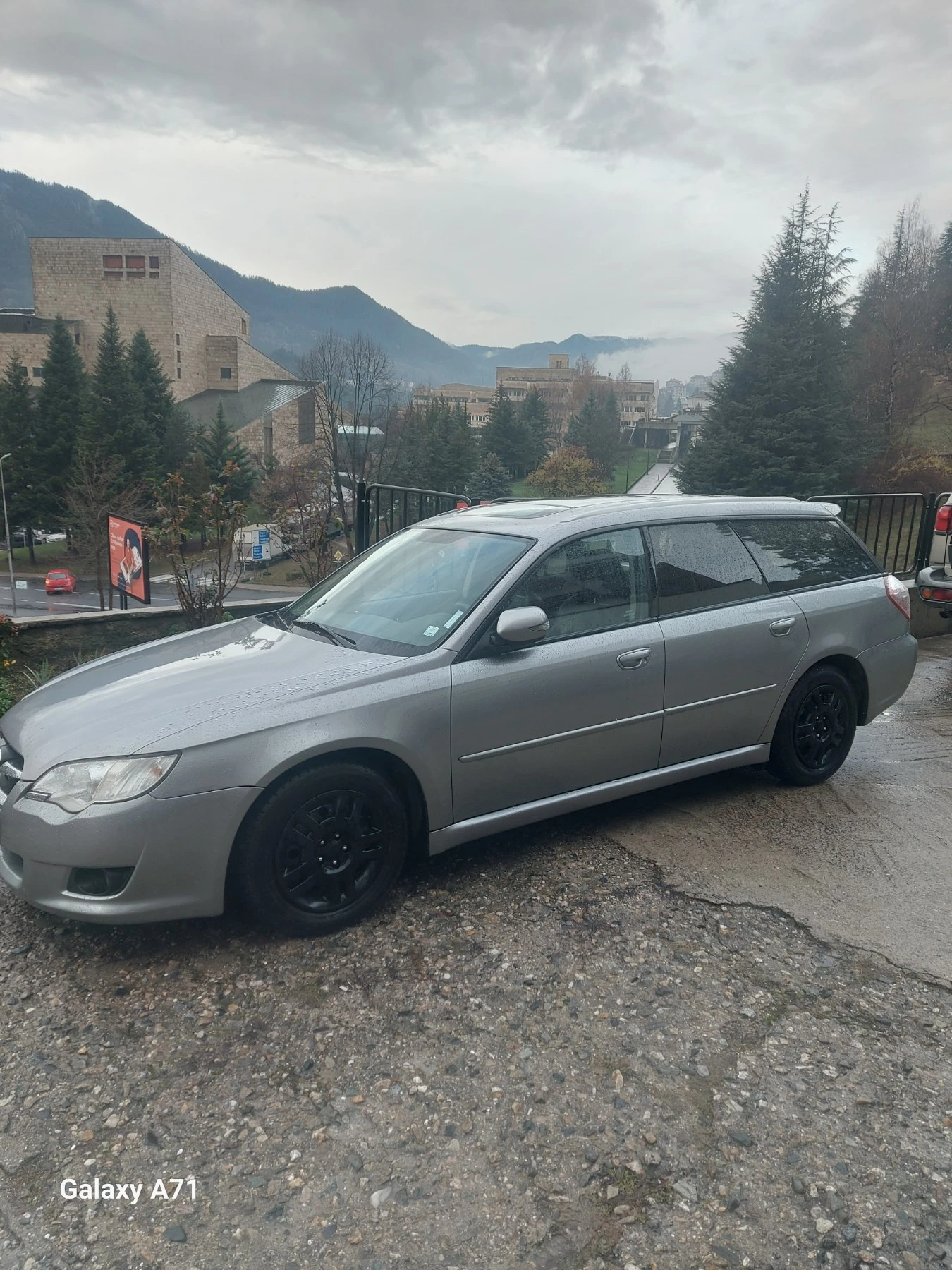 Subaru Legacy 2.5 / | Mobile.bg   2