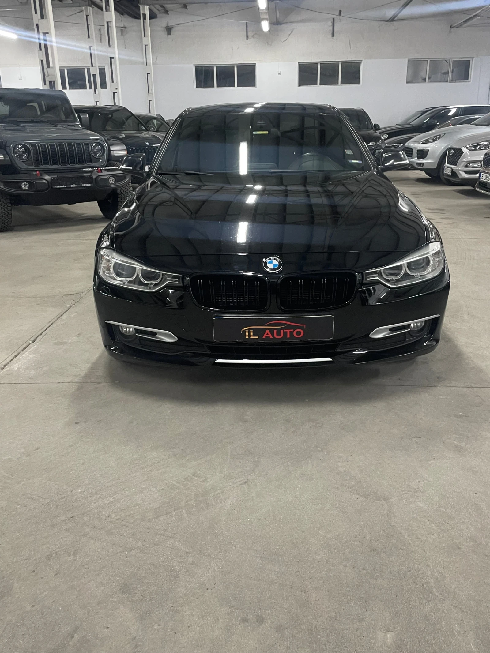 BMW 320 XDrive/Подгрев/парктр/КАТО НОВА !!! - изображение 3