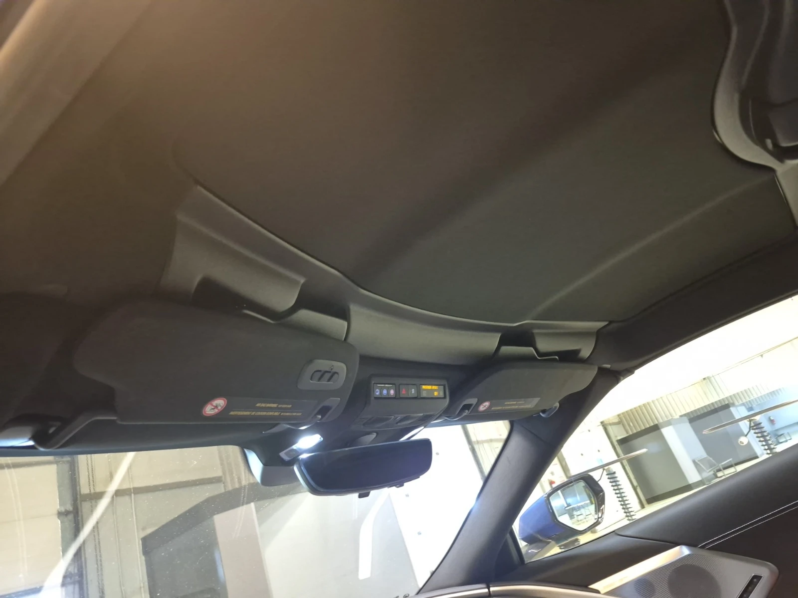 Chevrolet Corvette 2LT 6.2L V8 490кс, снимка 14 - Автомобили и джипове - 53774065