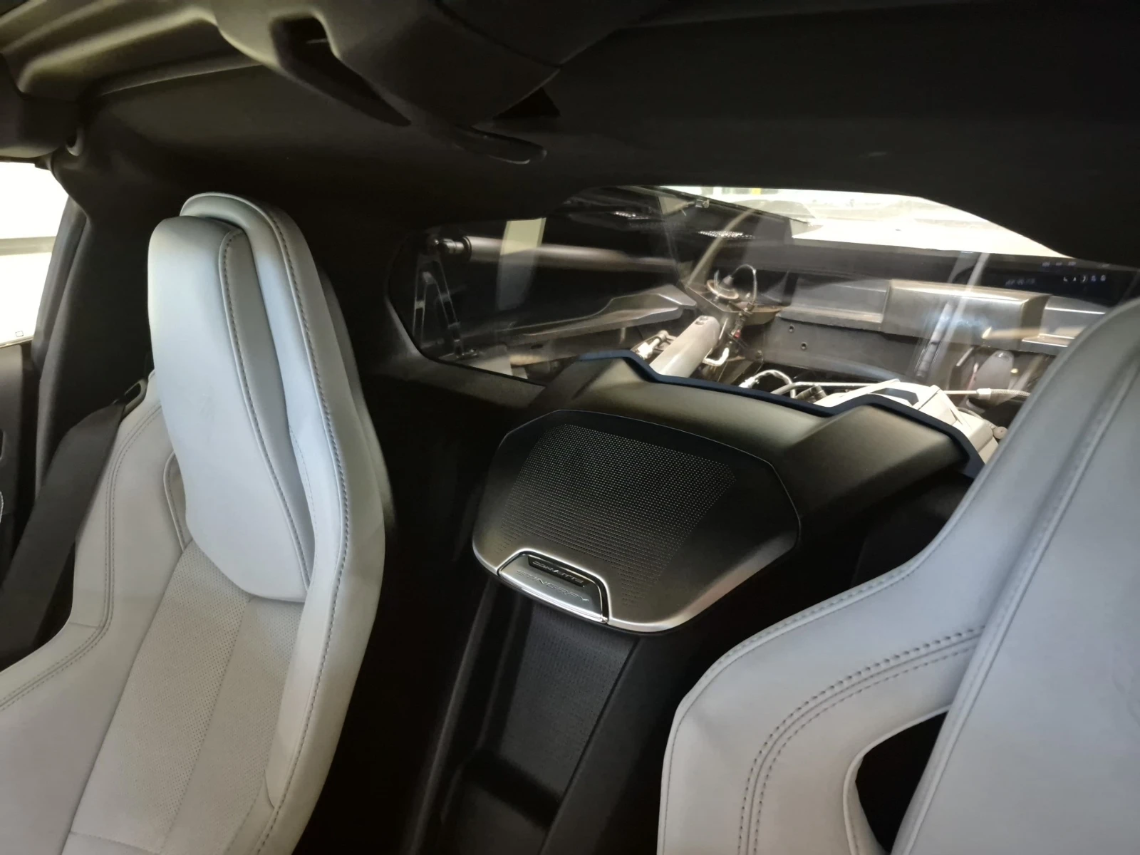 Chevrolet Corvette 2LT 6.2L V8 490кс, снимка 13 - Автомобили и джипове - 53774065