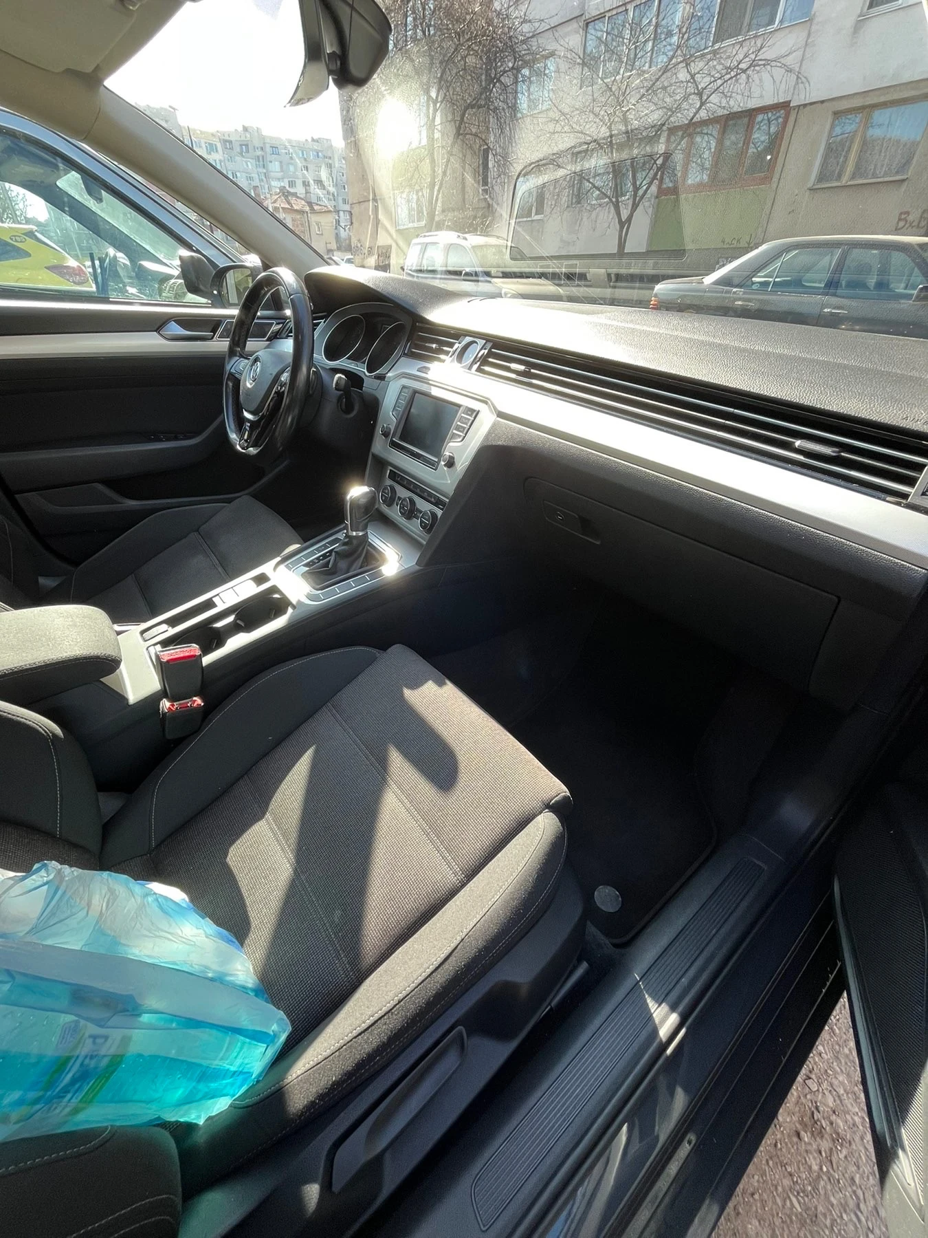 VW Passat, снимка 8 - Автомобили и джипове - 53976778