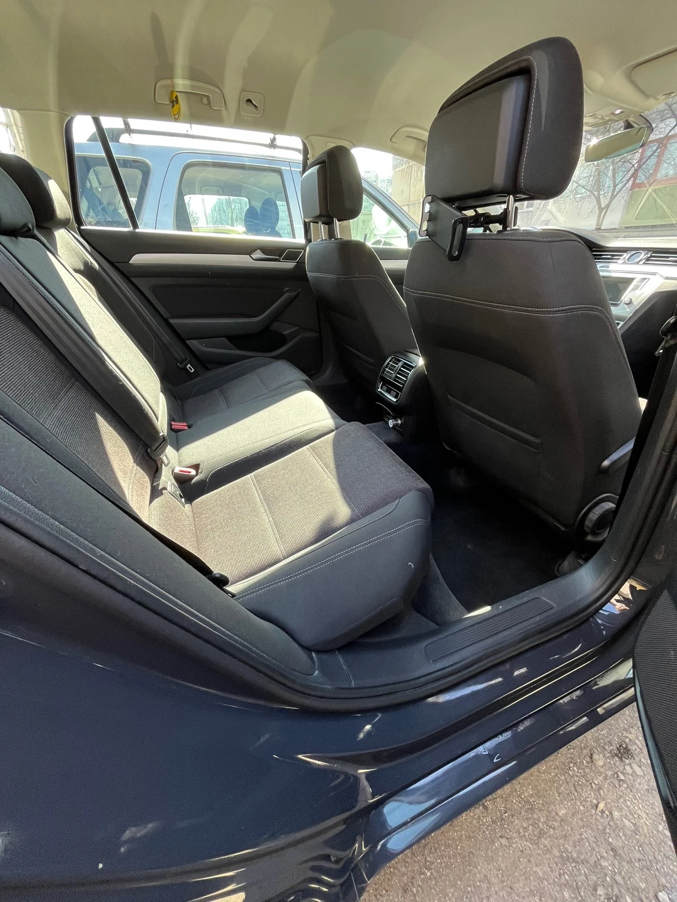 VW Passat, снимка 9 - Автомобили и джипове - 53976778