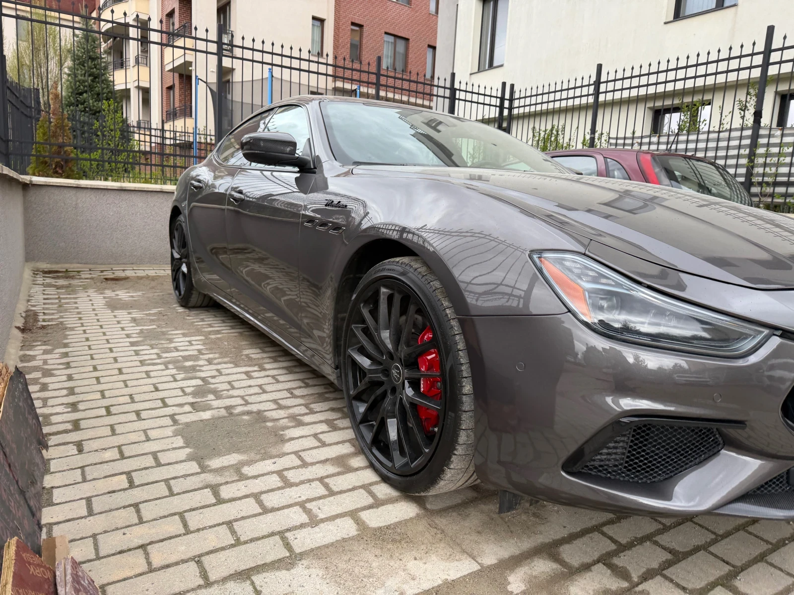 Maserati Ghibli Ghibli Modena V6 Carbon , снимка 3 - Автомобили и джипове - 54284367