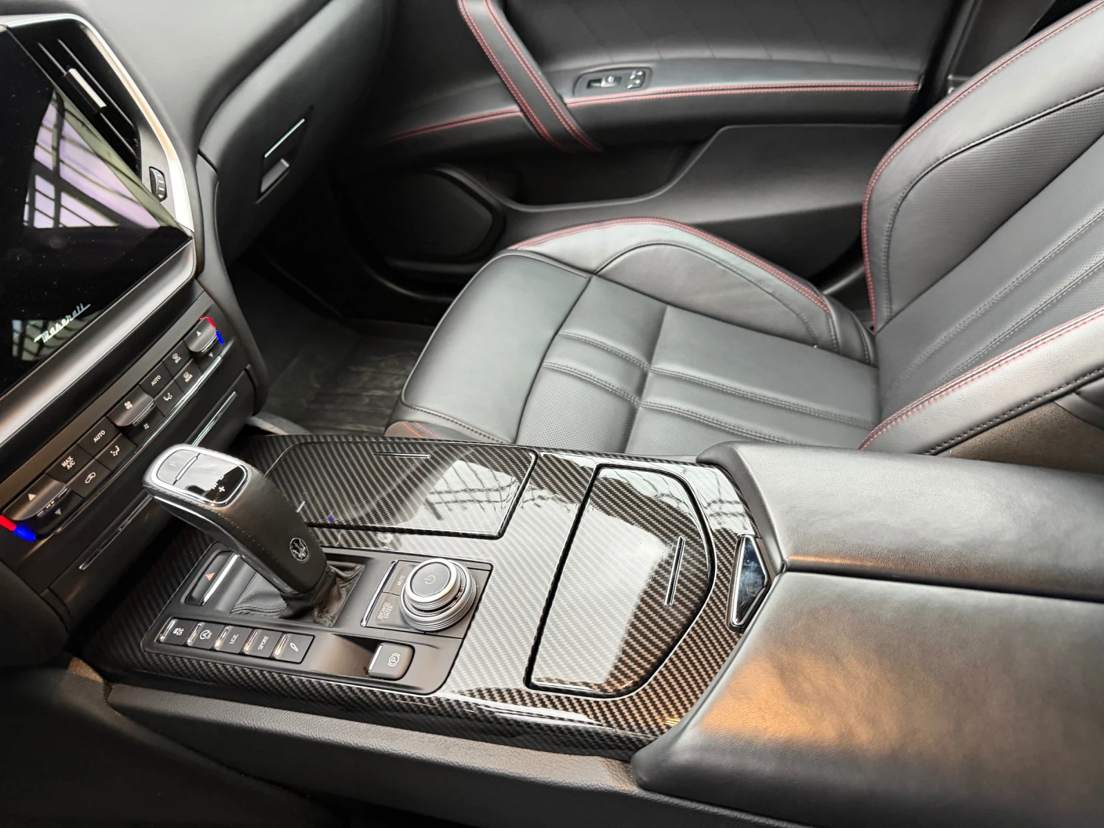 Maserati Ghibli Ghibli Modena V6 Carbon , снимка 7 - Автомобили и джипове - 54284367