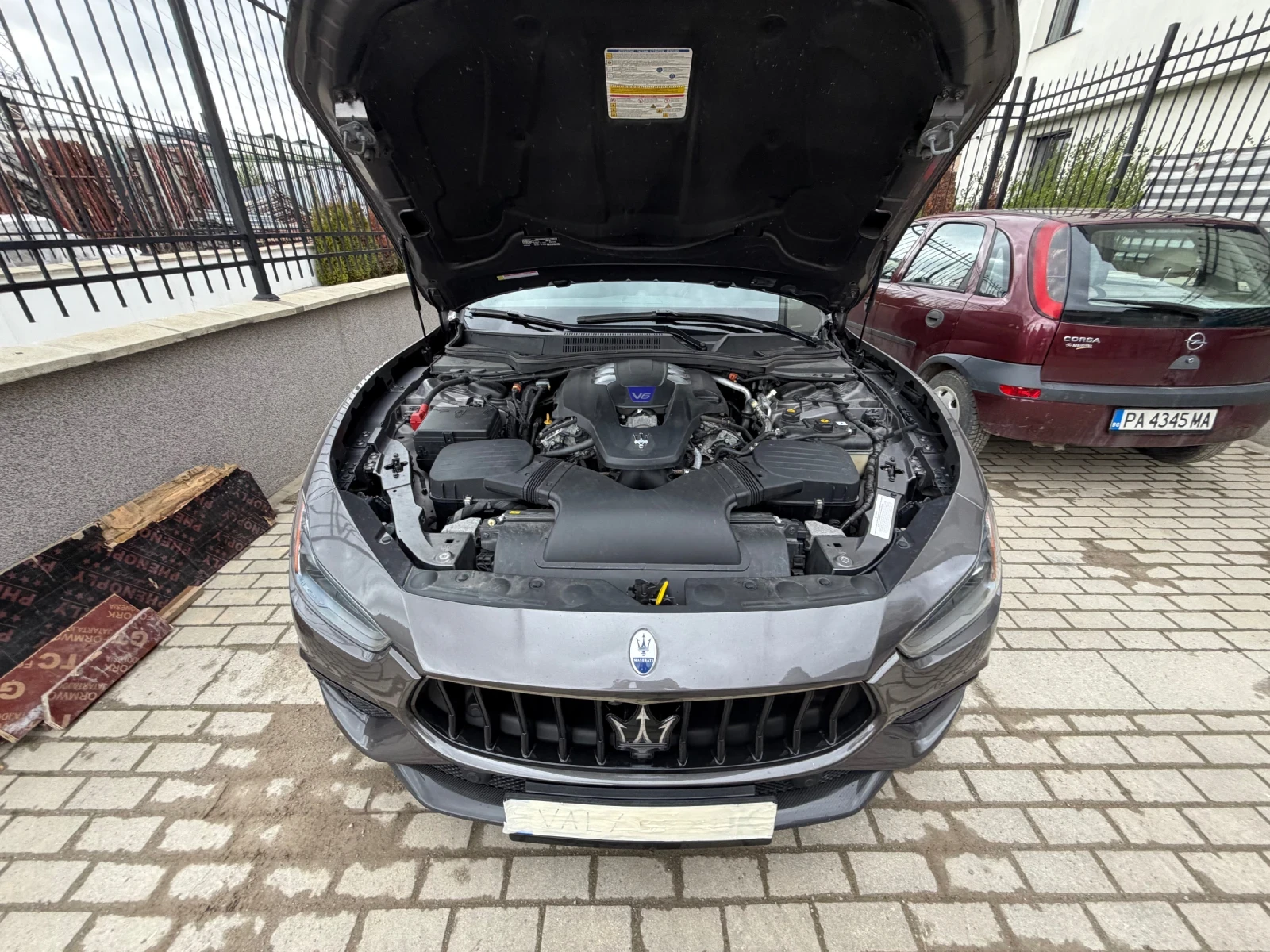Maserati Ghibli Ghibli Modena V6 Carbon , снимка 10 - Автомобили и джипове - 54284367