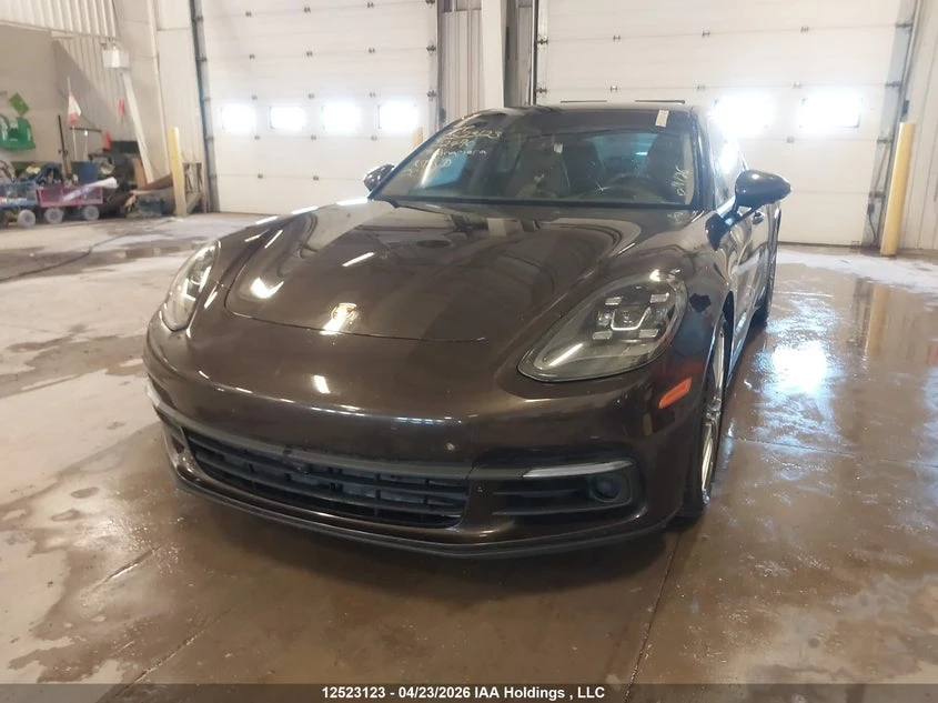 Porsche Panamera 4, снимка 6 - Автомобили и джипове - 54324227