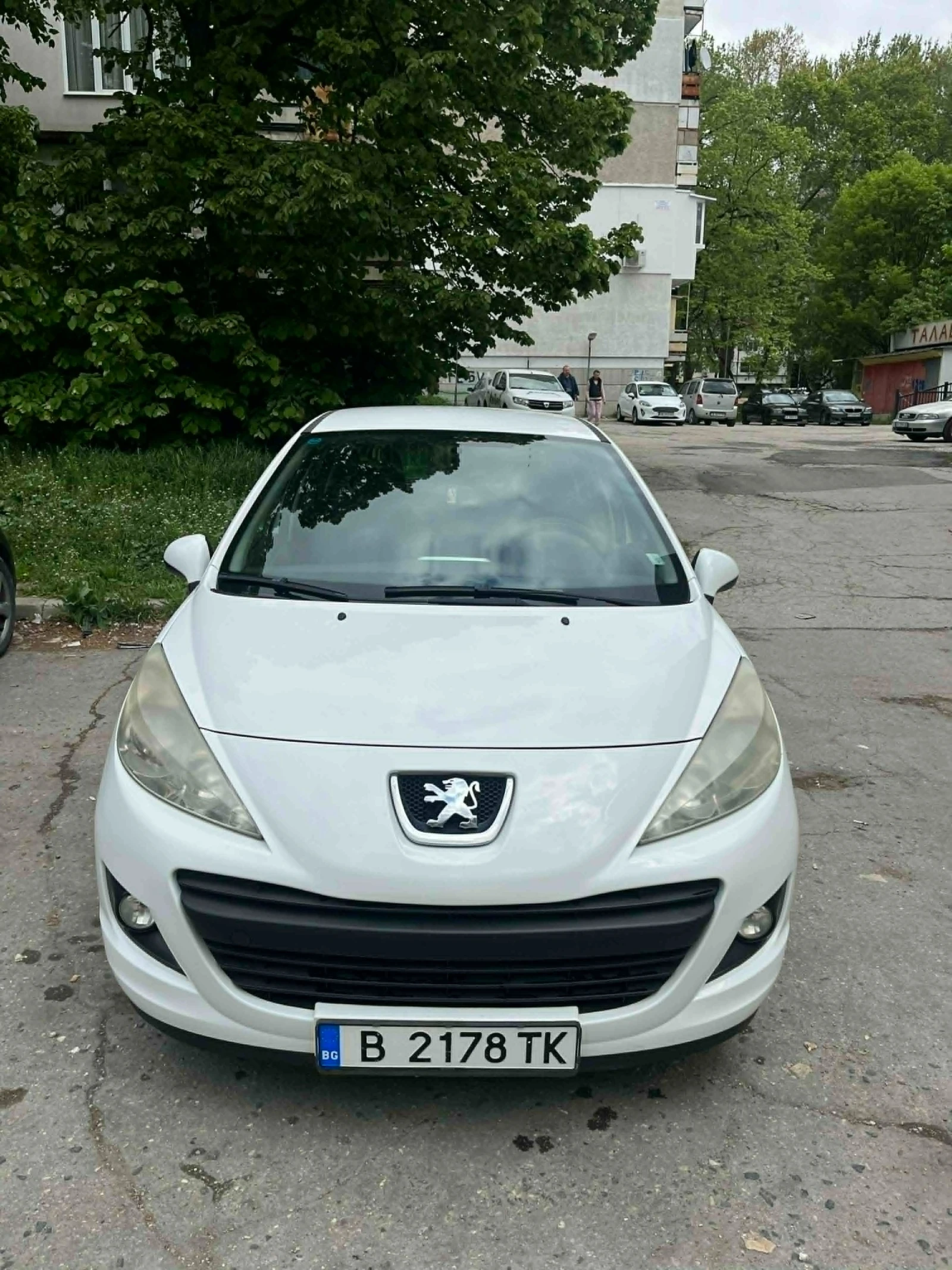 Peugeot 207