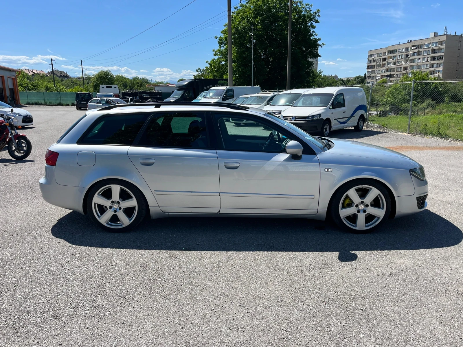 Seat Exeo ST 2.0TDI 170 Xenon Кожа Navi, снимка 6 - Автомобили и джипове - 54712081