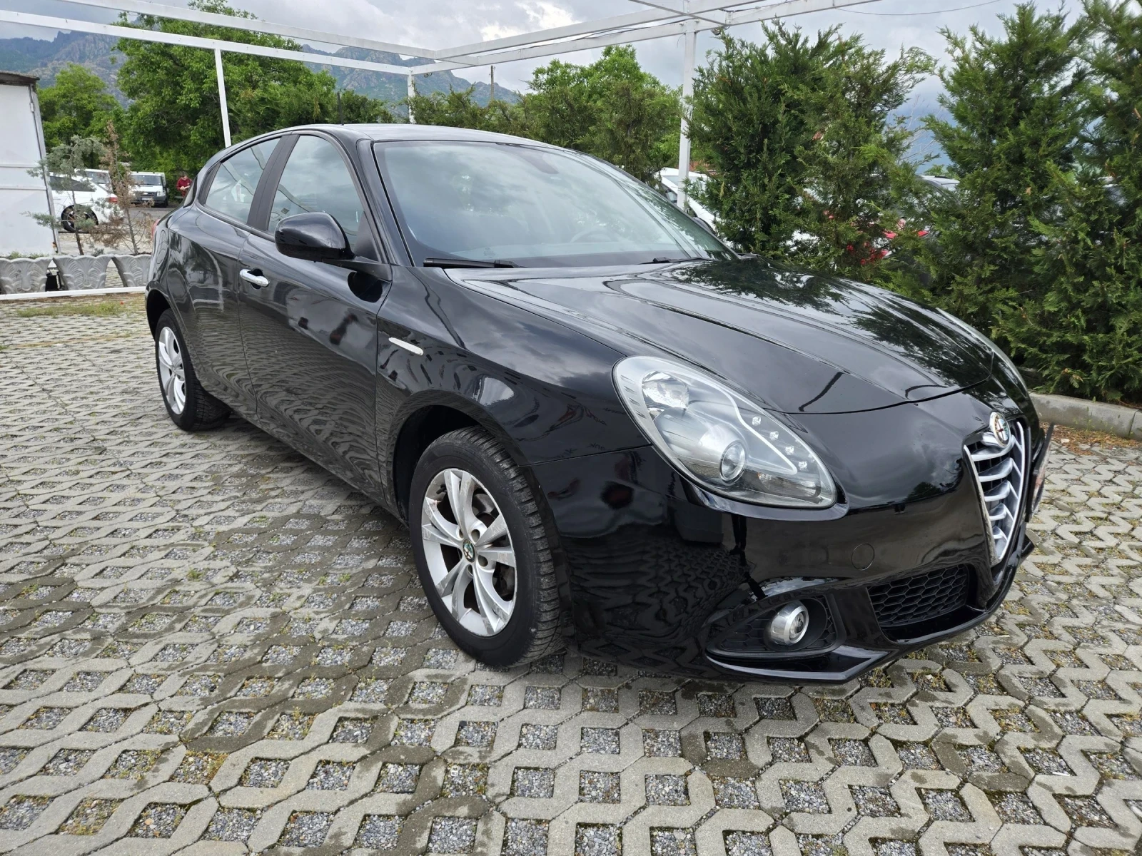 Alfa Romeo Giulietta 1.4T-105кс= 6СКОРОСТИ= КЛИМАТИК= EURO 6B, снимка 2 - Автомобили и джипове - 54714340