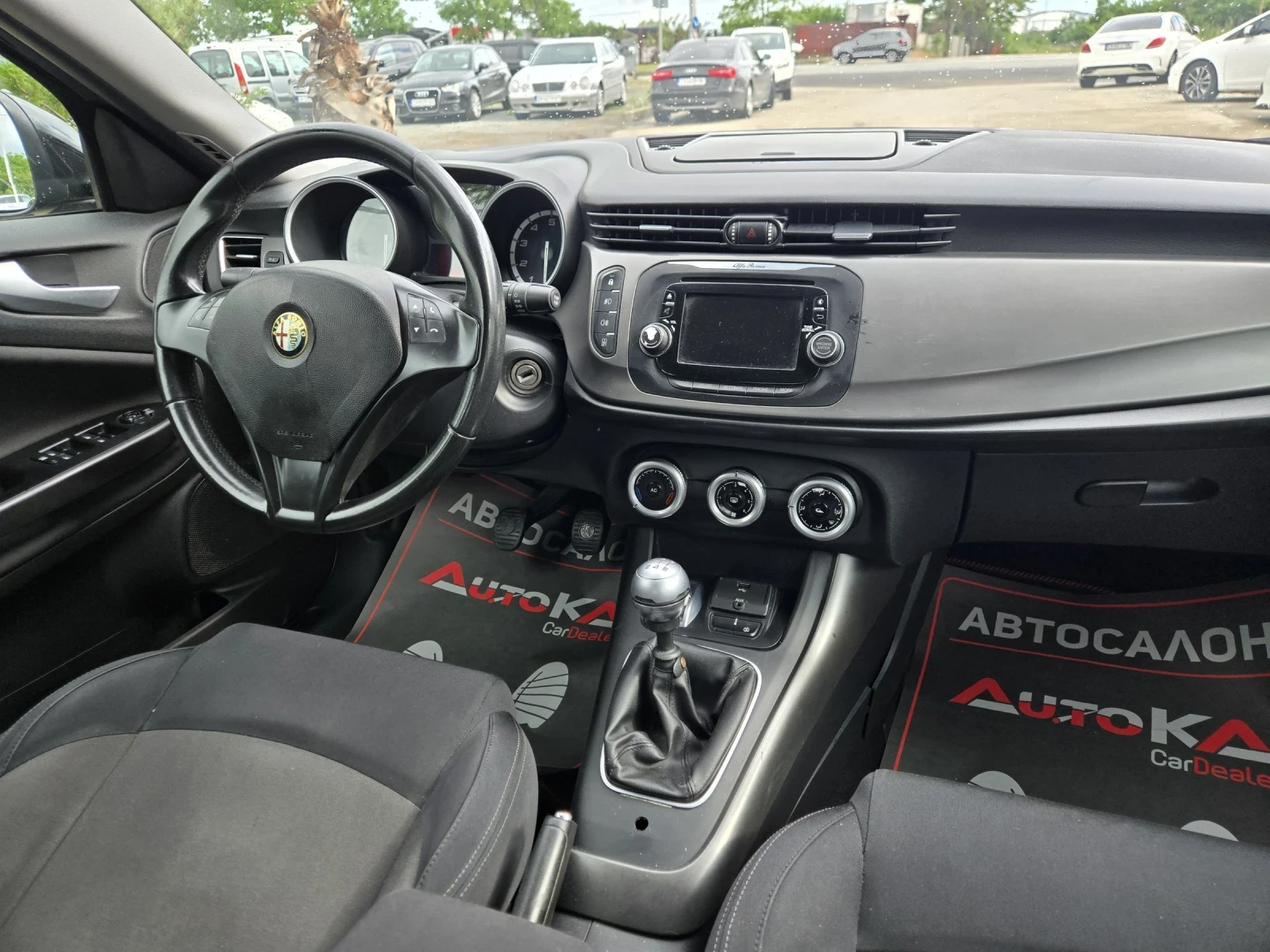 Alfa Romeo Giulietta 1.4T-105кс= 6СКОРОСТИ= КЛИМАТИК= EURO 6B, снимка 13 - Автомобили и джипове - 54714340