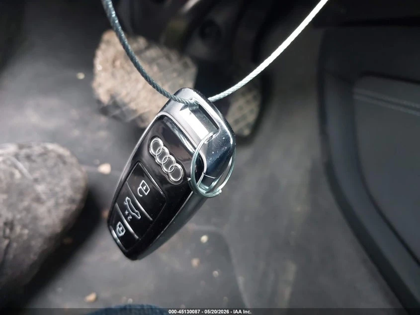Audi E-Tron Premium Quattro, снимка 11 - Автомобили и джипове - 54769476