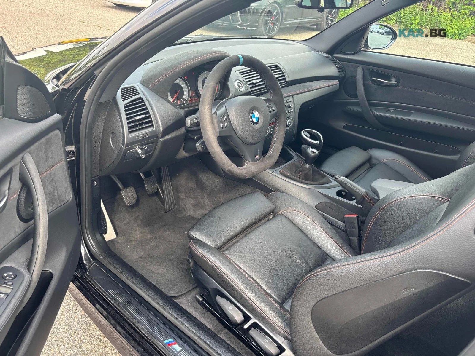 BMW 1M ЦЕНА ДО БЪЛГАРИЯ + РЕГИСТРАЦИЯ & АВТОКРЕДИТ, снимка 7 - Автомобили и джипове - 54904999