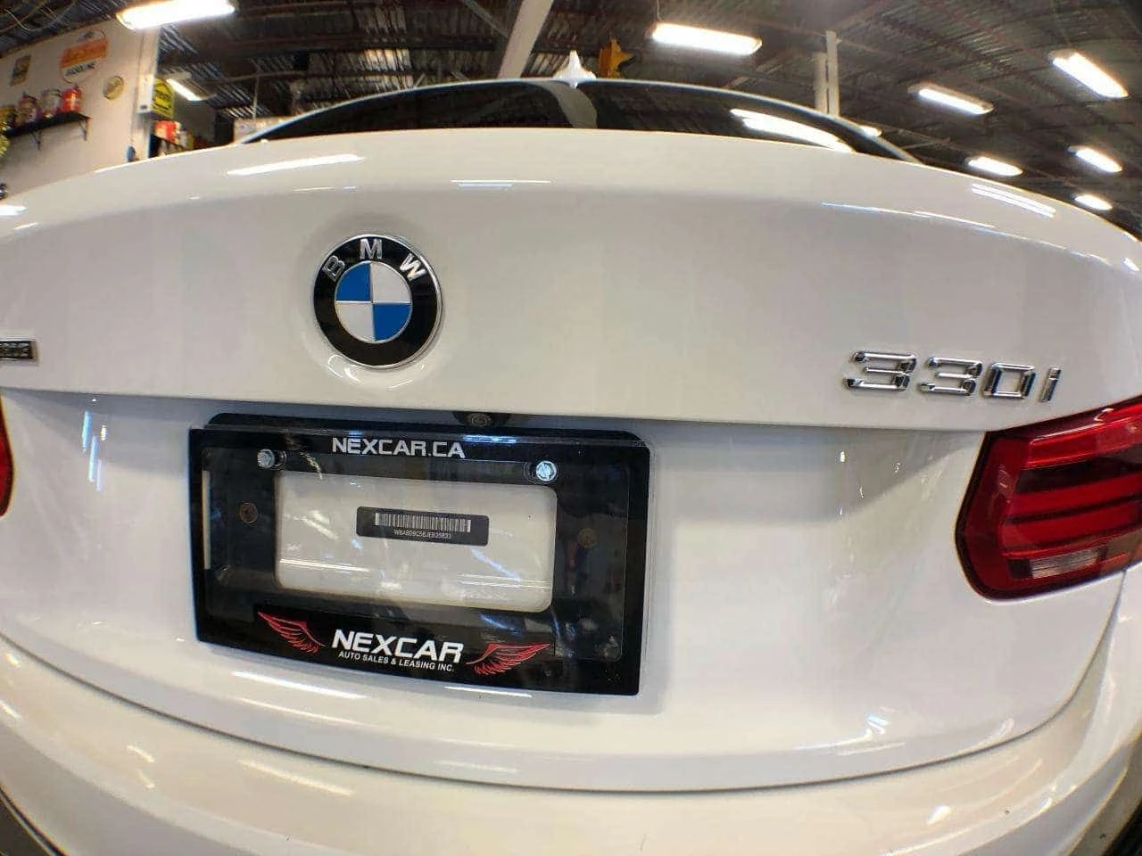 BMW 330 * 330I X DRIVE SPORT PKG LEATHER SUNROOF NAVI CAME, снимка 10 - Автомобили и джипове - 54960984