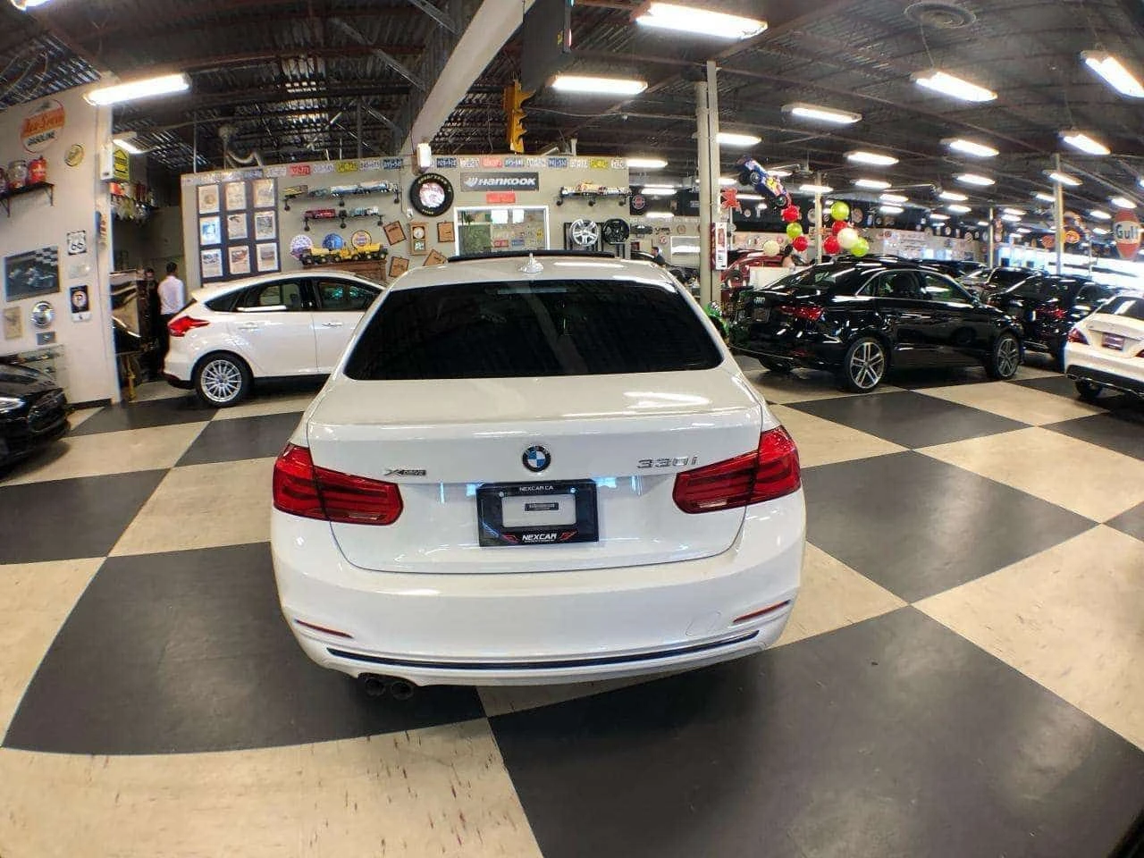 BMW 330 * 330I X DRIVE SPORT PKG LEATHER SUNROOF NAVI CAME, снимка 6 - Автомобили и джипове - 54960984