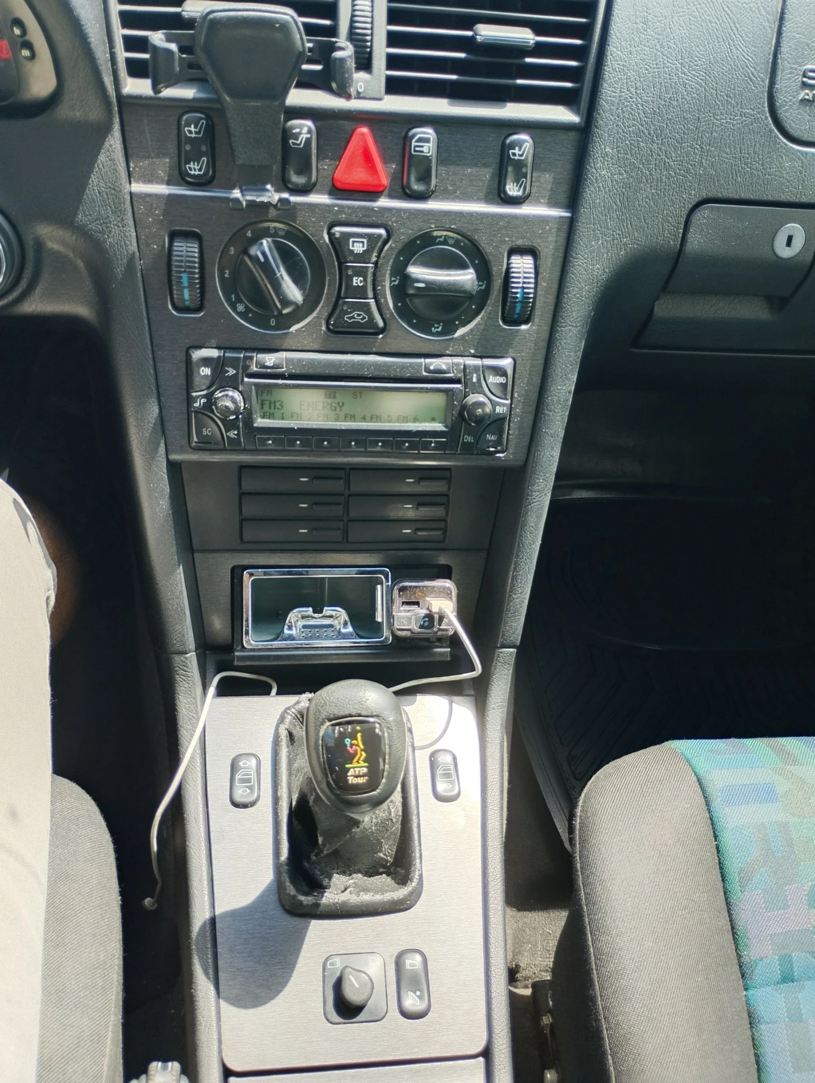Mercedes-Benz C 220   Esprit, снимка 9 - Автомобили и джипове - 55163930