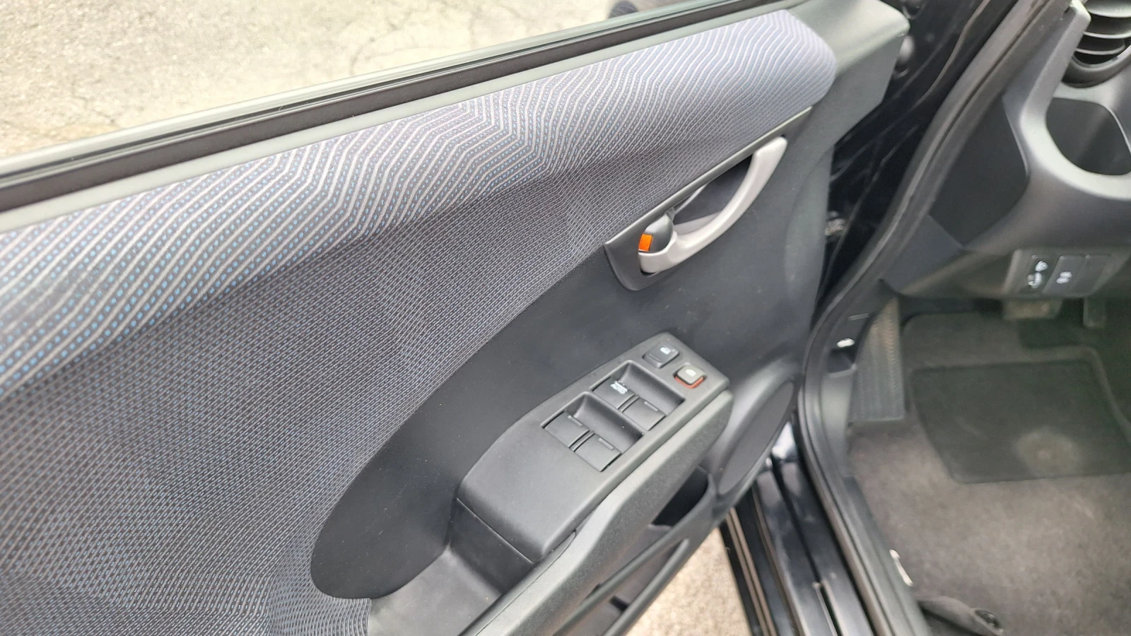 Honda Jazz 1.4 Автомат панорам сервизна книжка, снимка 9 - Автомобили и джипове - 55266233