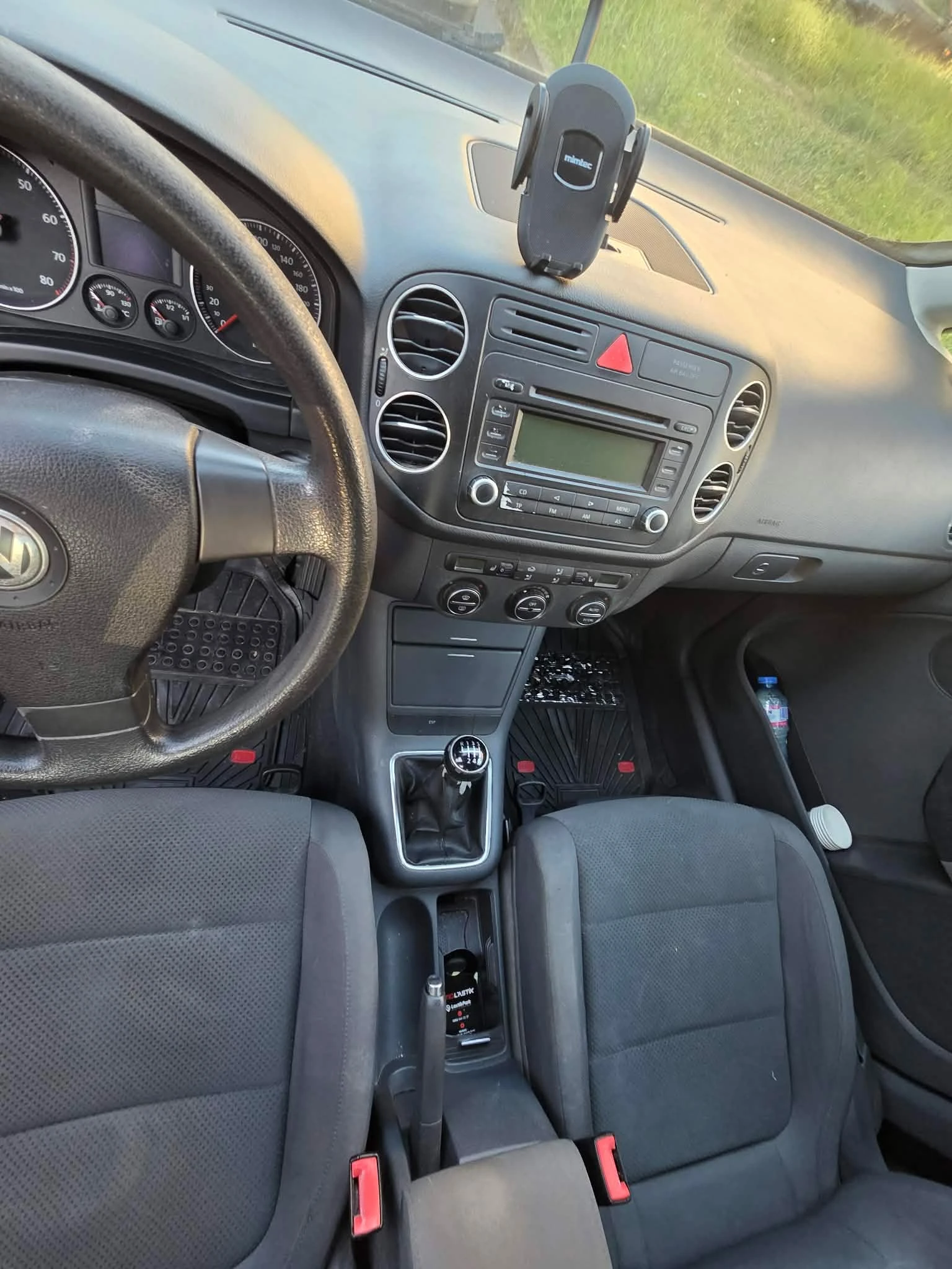 VW Golf, снимка 4 - Автомобили и джипове - 55683049