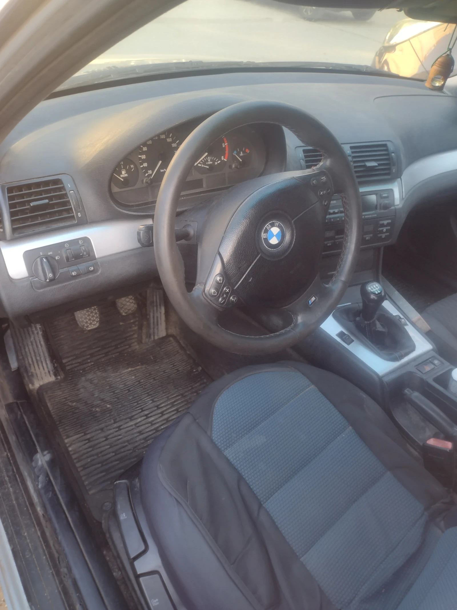 BMW 320, снимка 5 - Автомобили и джипове - 55881824