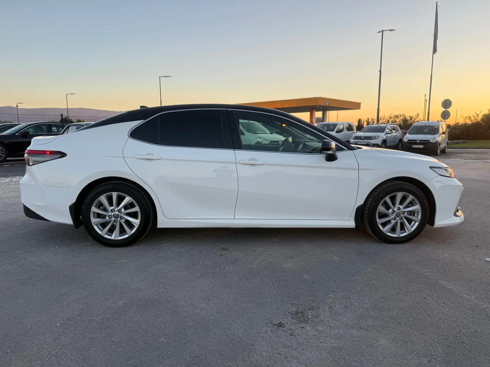 Toyota Camry  COMFORT 2.5 DUAL VVTI HYBRID B- ГАРАНЦИЯ ДО 2032г, снимка 6 - Автомобили и джипове - 55988448