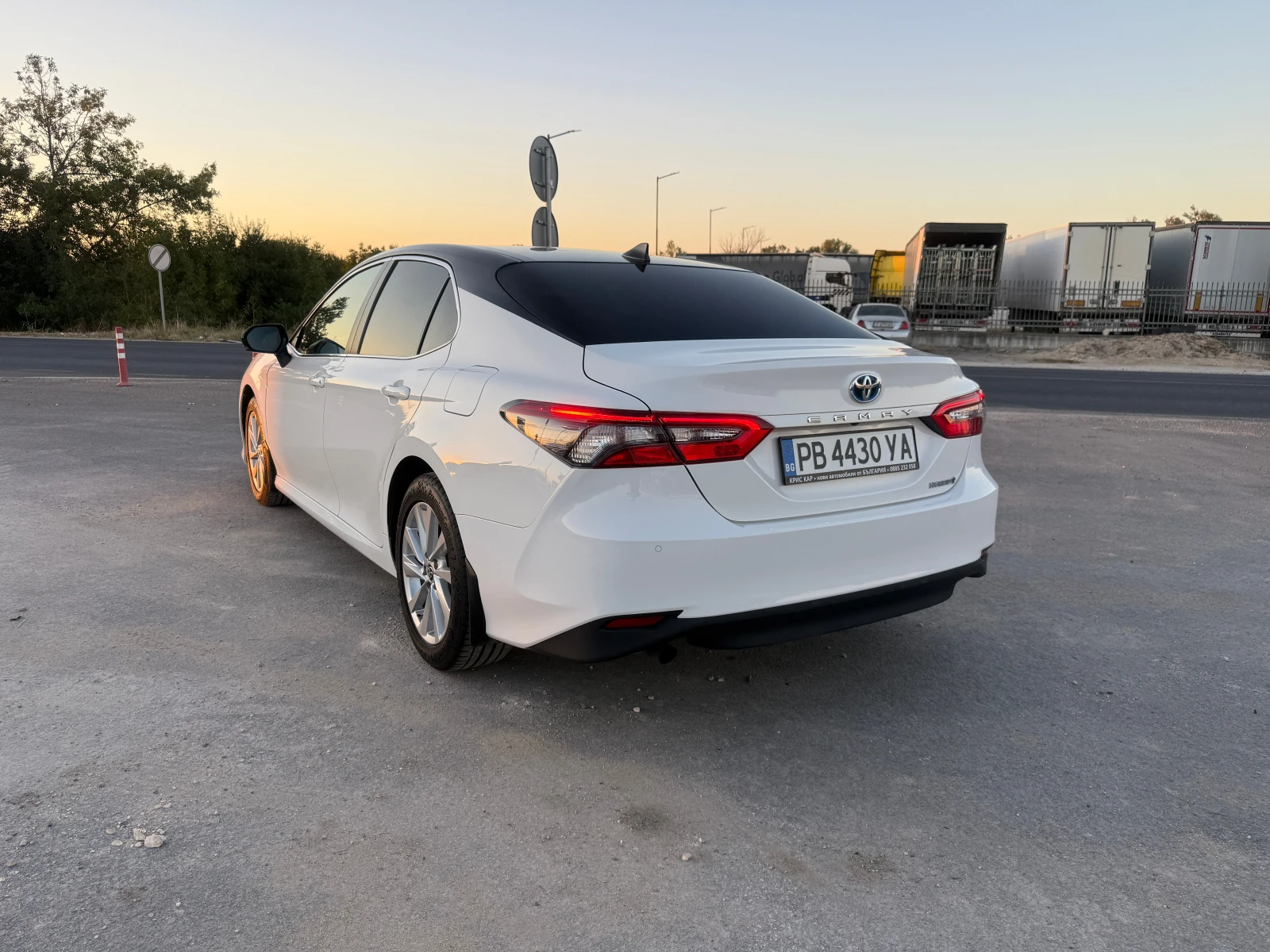 Toyota Camry  COMFORT 2.5 DUAL VVTI HYBRID B- ГАРАНЦИЯ ДО 2032г, снимка 3 - Автомобили и джипове - 55988448