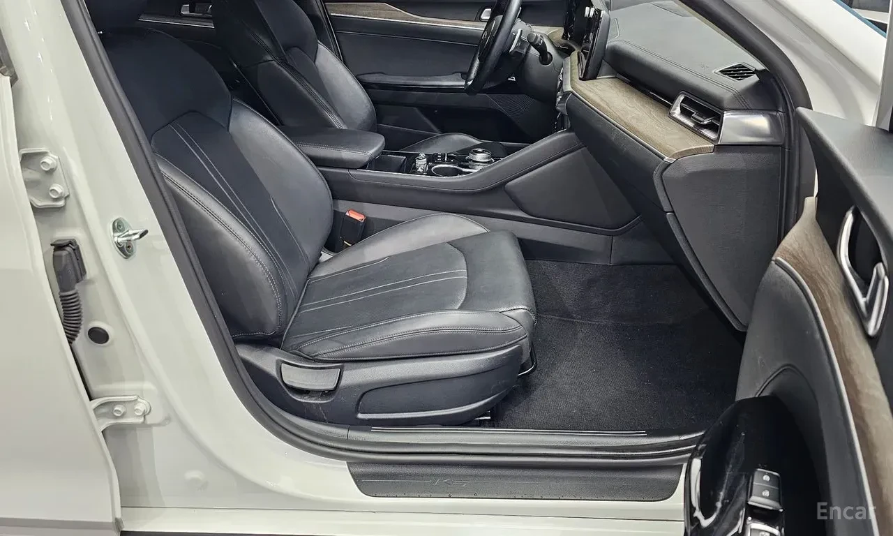 Kia K5 2.0* NOBLESSE* ПОДГРЕВ* ОБДДУХВАНЕ* МЪРТВА* ТОЧКА*, снимка 13 - Автомобили и джипове - 56183703