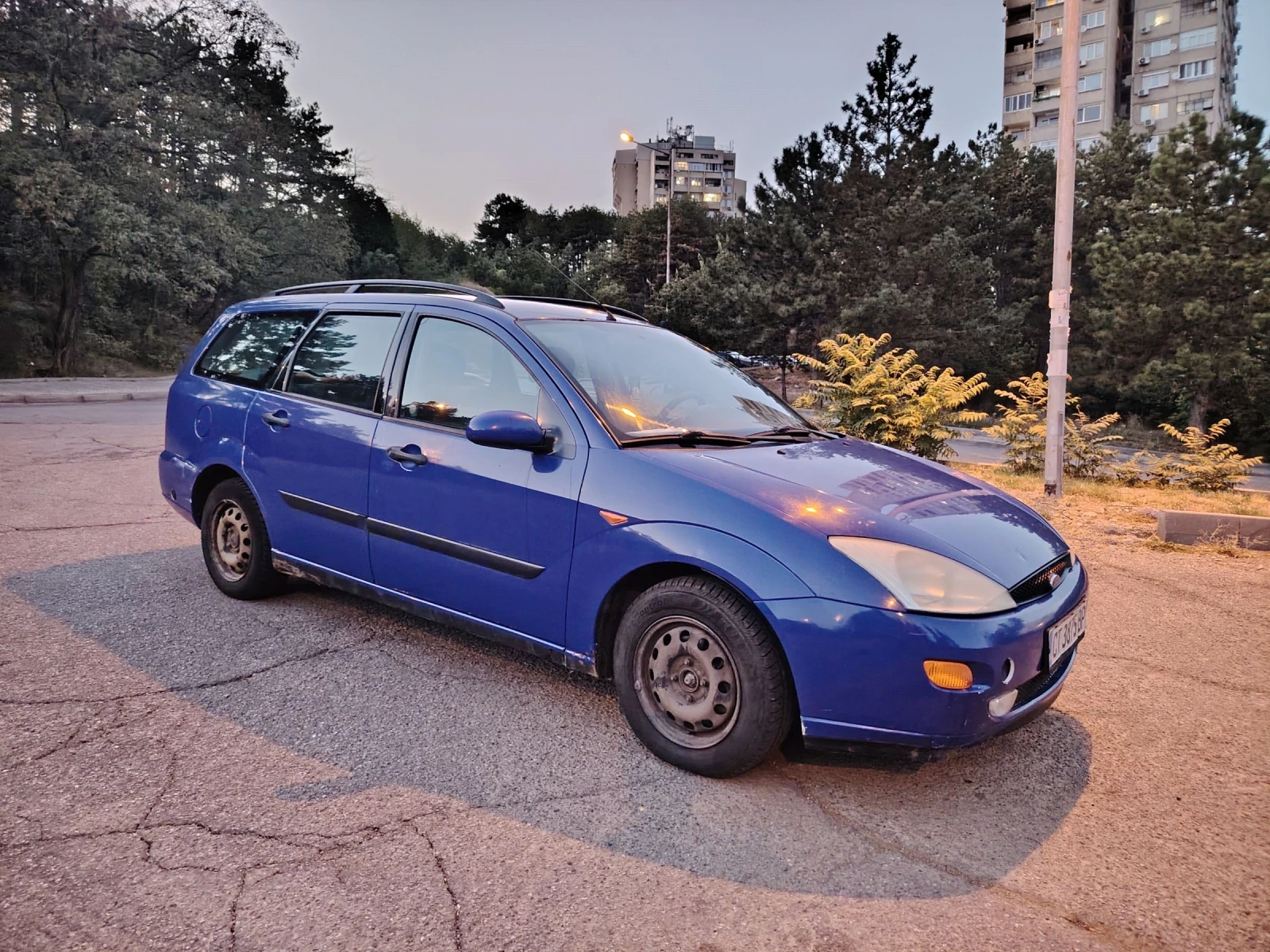 Ford Focus 1.6  ГАЗ / Бензин 