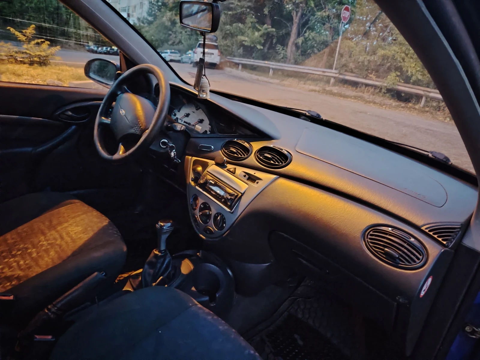 Ford Focus 1.6  ГАЗ / Бензин , снимка 10 - Автомобили и джипове - 56299358