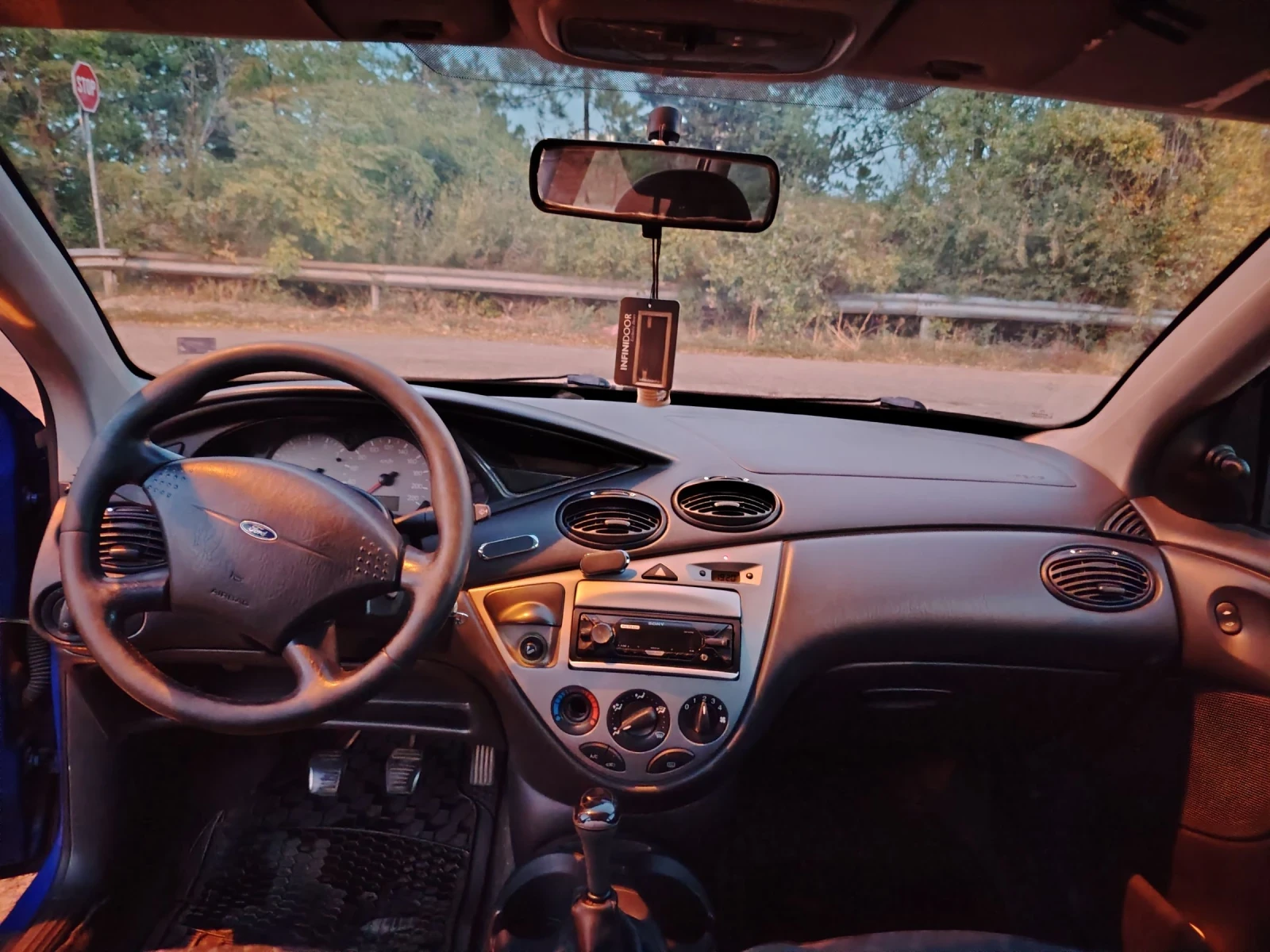 Ford Focus 1.6  ГАЗ / Бензин , снимка 8 - Автомобили и джипове - 56299358