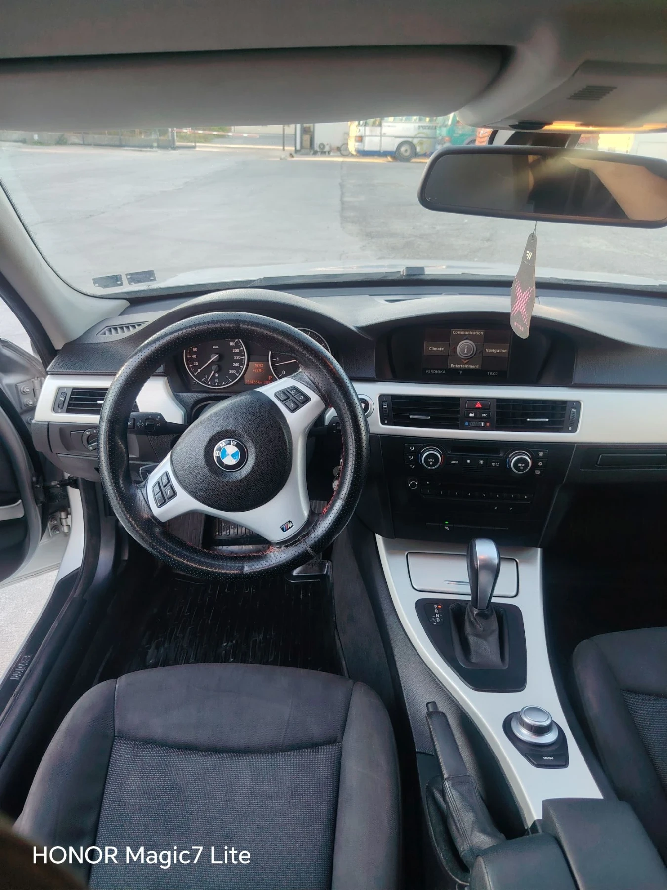 BMW 318, снимка 7 - Автомобили и джипове - 56352646