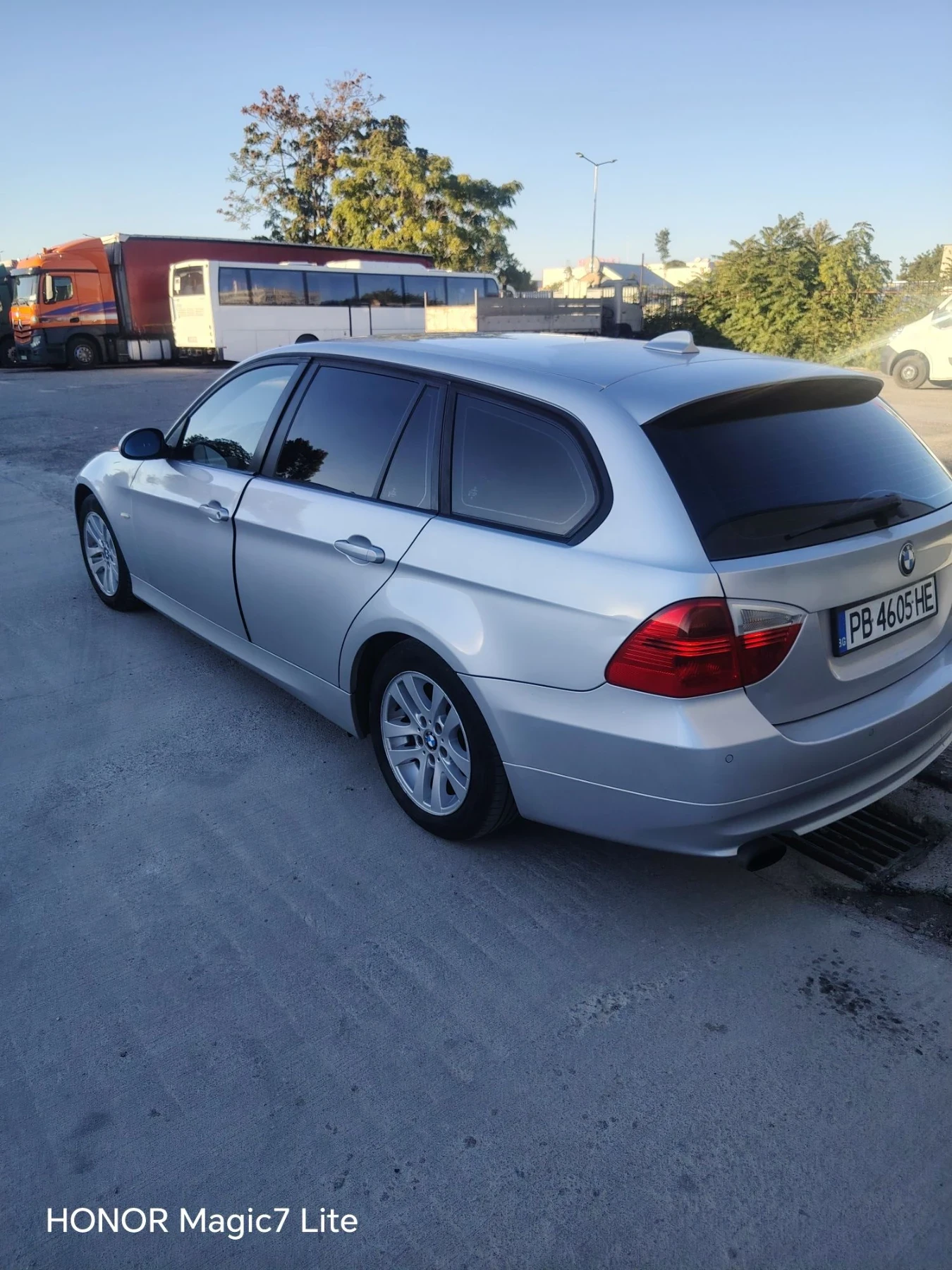 BMW 318, снимка 3 - Автомобили и джипове - 56352646