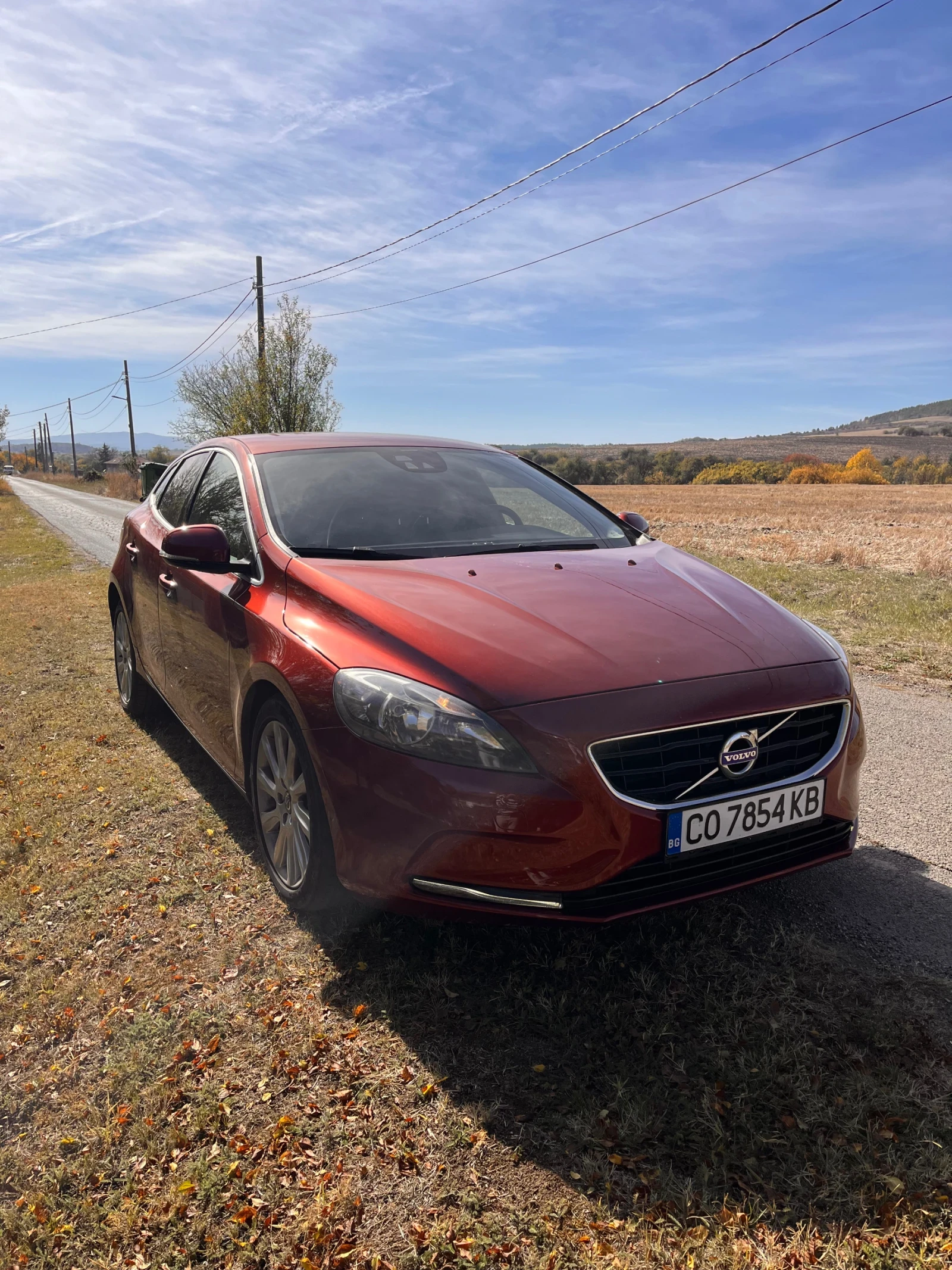 Volvo V40 D2, снимка 3 - Автомобили и джипове - 56585693