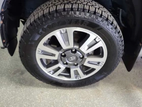 Toyota Tundra PLATINUM CREW CAB SHORT BED| CARFAX| АВТОКРЕДИТ, снимка 6
