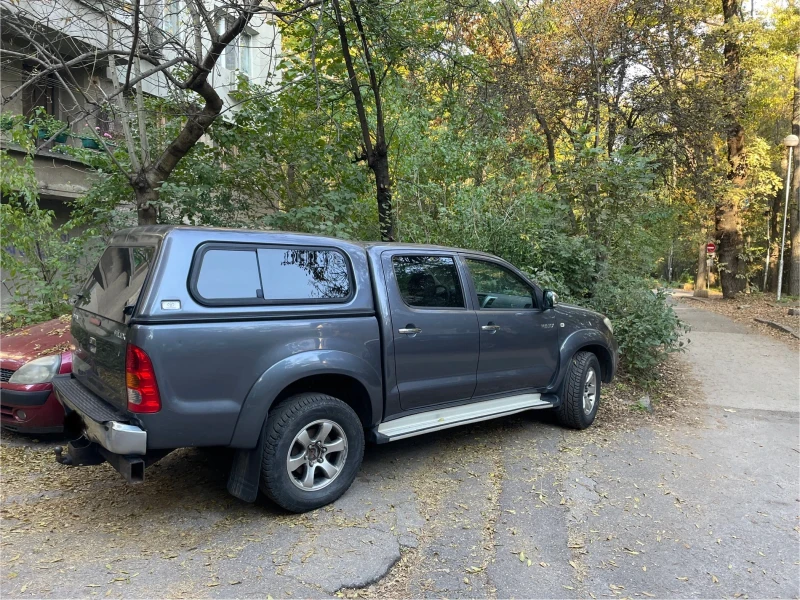 Toyota Hilux хардтоп Тойота, снимка 3 - Автомобили и джипове - 48774410