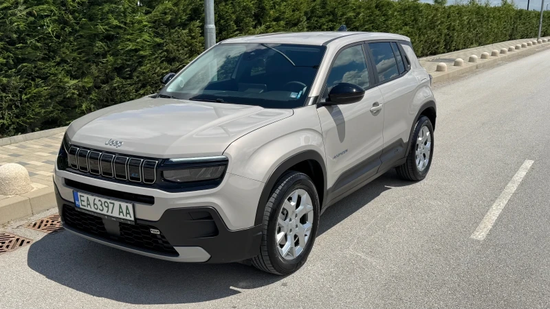 Jeep Avenger ! ПЪРВИ СОБСТВЕНИК ! ЗАКУПЕНА ОТ БЪГАРИЯ ! !, снимка 3 - Автомобили и джипове - 50494785