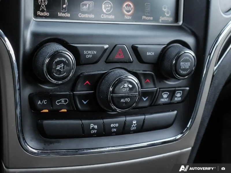 Jeep Grand cherokee Limited/3.6L/Keyless/подгрев/лизинг, снимка 16 - Автомобили и джипове - 52317639