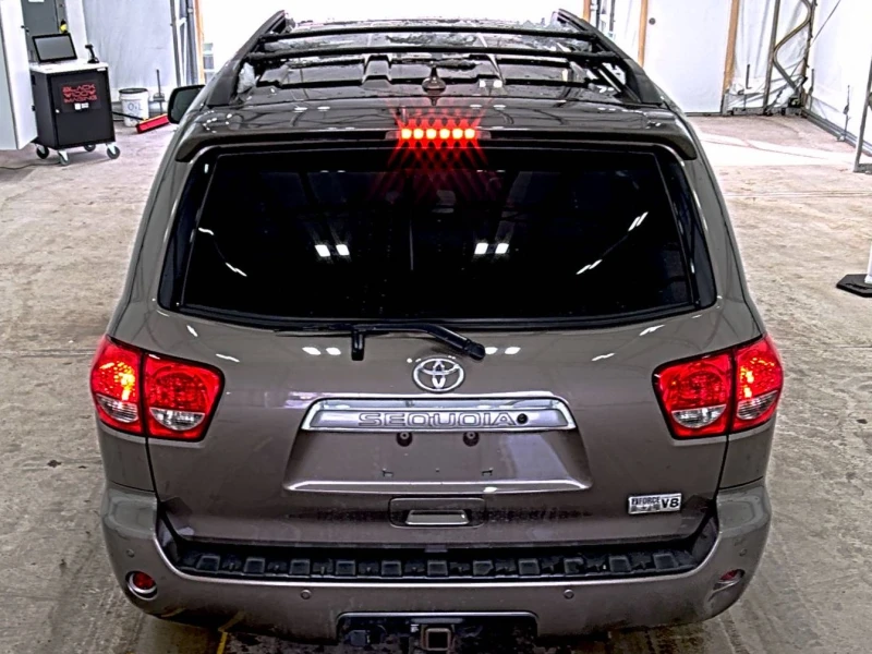 Toyota Sequoia LIMITED* 5.7* V8* ПОДГРЕВ* КАМЕРА* КЕЙЛЕС, снимка 6 - Автомобили и джипове - 53276229