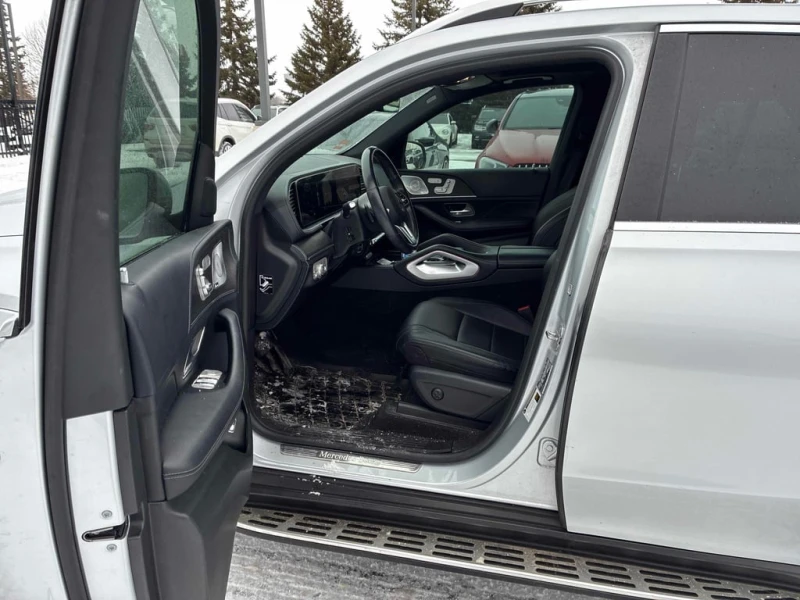 Mercedes-Benz GLE 350 * CARFAX * BURMESTER* 360 КАМЕРИ* , снимка 13 - Автомобили и джипове - 53447983