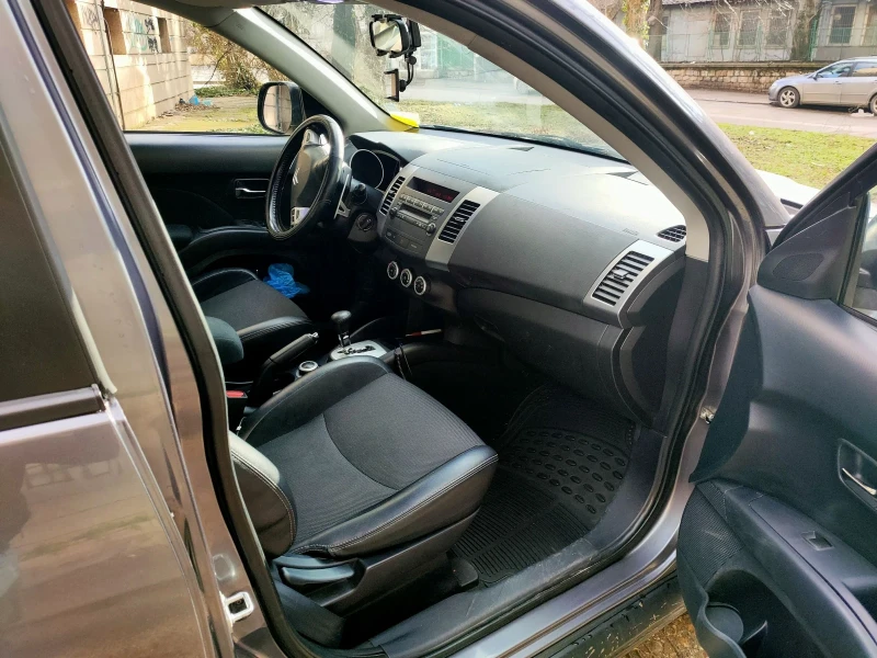 Mitsubishi Outlander Citroen C-crosser 2.4 LPG, снимка 12 - Автомобили и джипове - 53470271