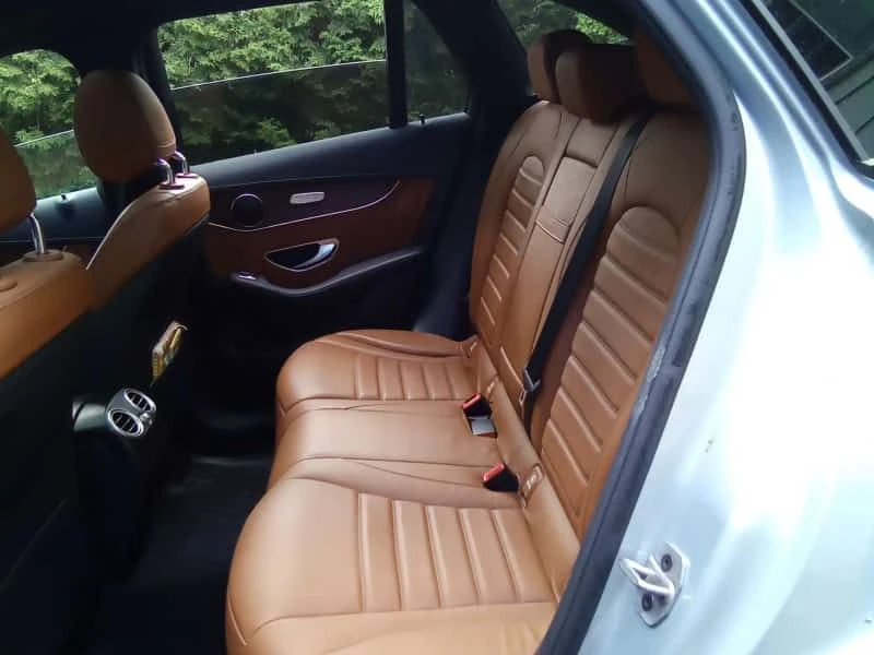 Mercedes-Benz GLC 43 AMG  * CARFAX * ОПЦИЯ ЗА ФИНАНСИРАНЕ, снимка 13 - Автомобили и джипове - 55526547