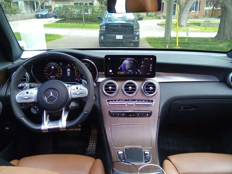 Mercedes-Benz GLC 43 AMG  * CARFAX * ОПЦИЯ ЗА ФИНАНСИРАНЕ, снимка 11 - Автомобили и джипове - 55526547