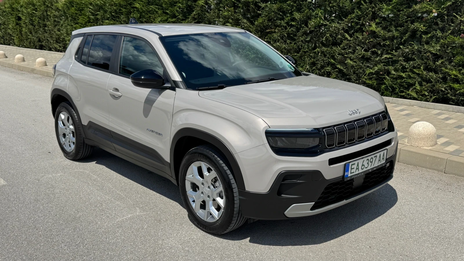 Jeep Avenger ! ПЪРВИ СОБСТВЕНИК ! ЗАКУПЕНА ОТ БЪГАРИЯ ! !, снимка 1