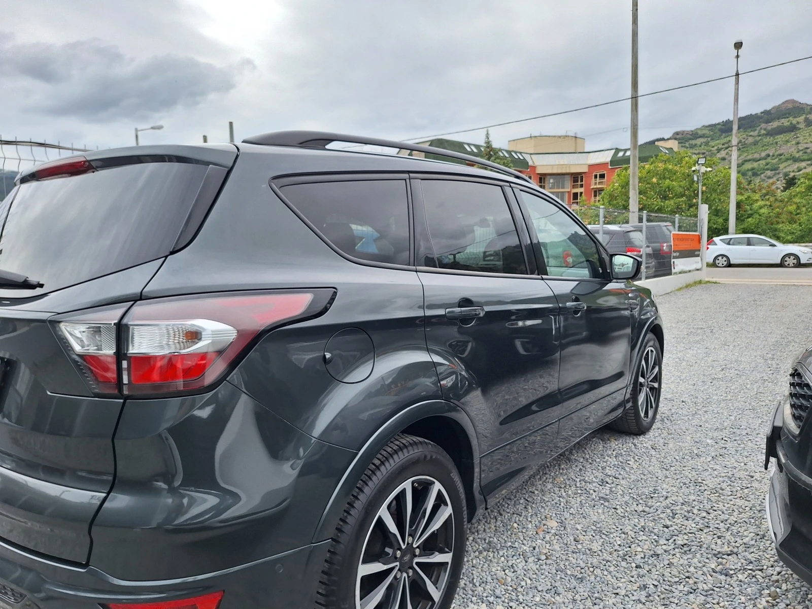 Ford Kuga 2.0 TDCI ST-LINE УНИКАЛНА   - изображение 4