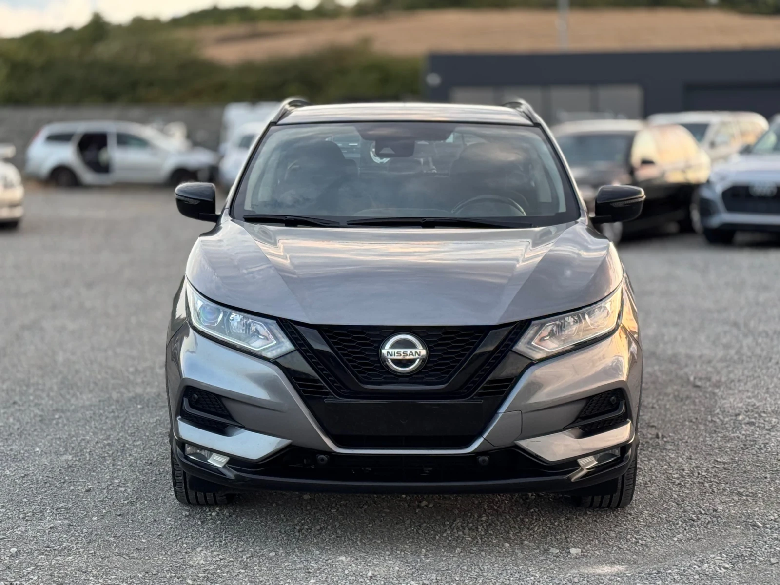 Nissan Qashqai Face * Automatic - изображение 2