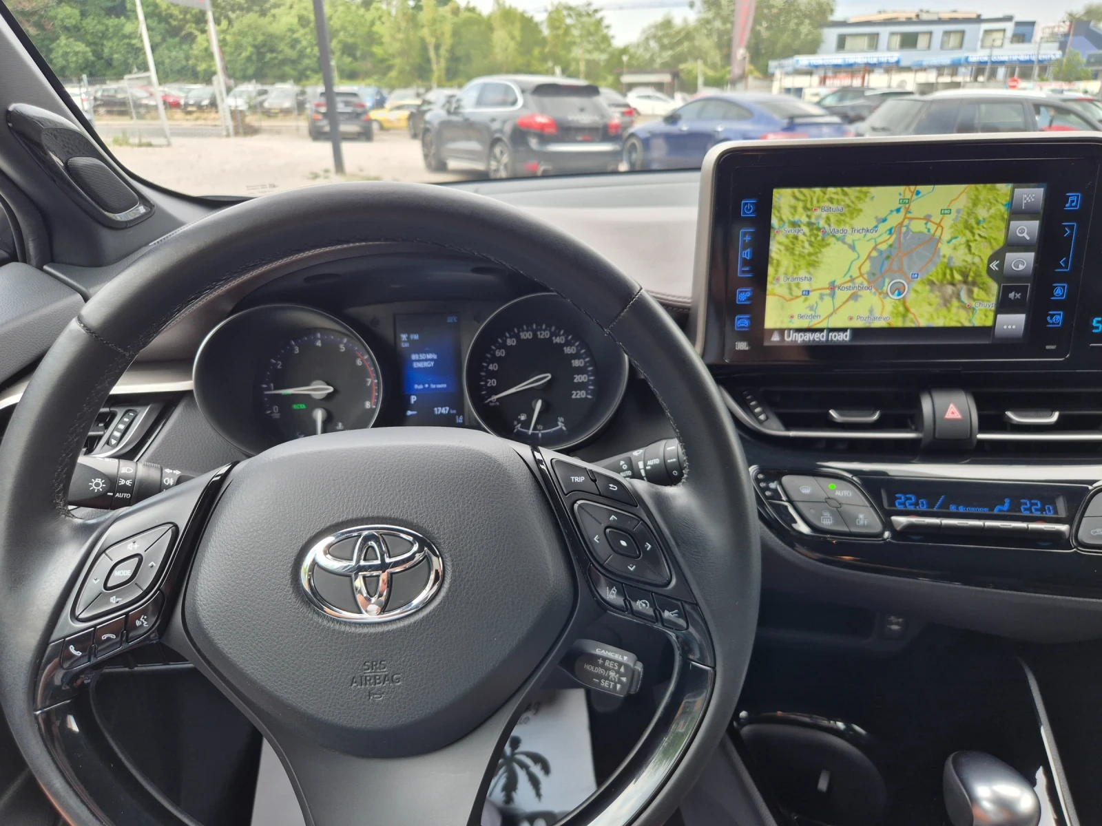 Toyota C-HR AWD - изображение 8
