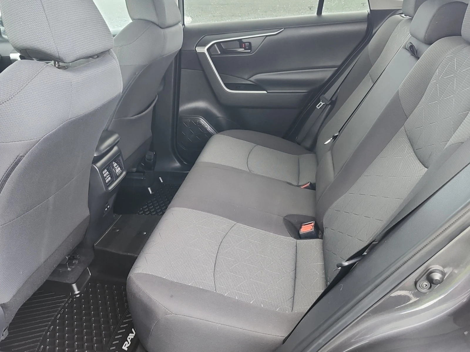 Toyota Rav4 LE * * CARFAX * * АВТО КРЕДИТ * *  - изображение 8