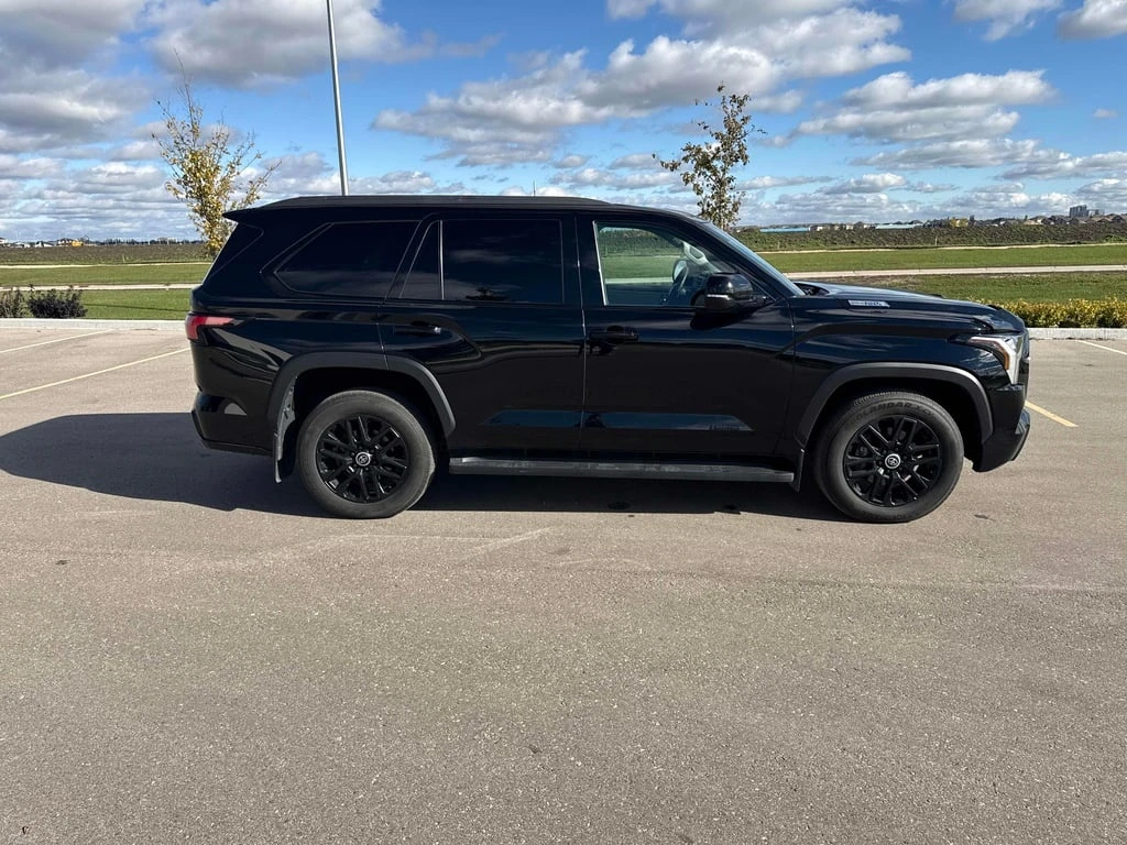 Toyota Sequoia * 4WD * CARFAX *  | Mobile.bg � ����������� 3
