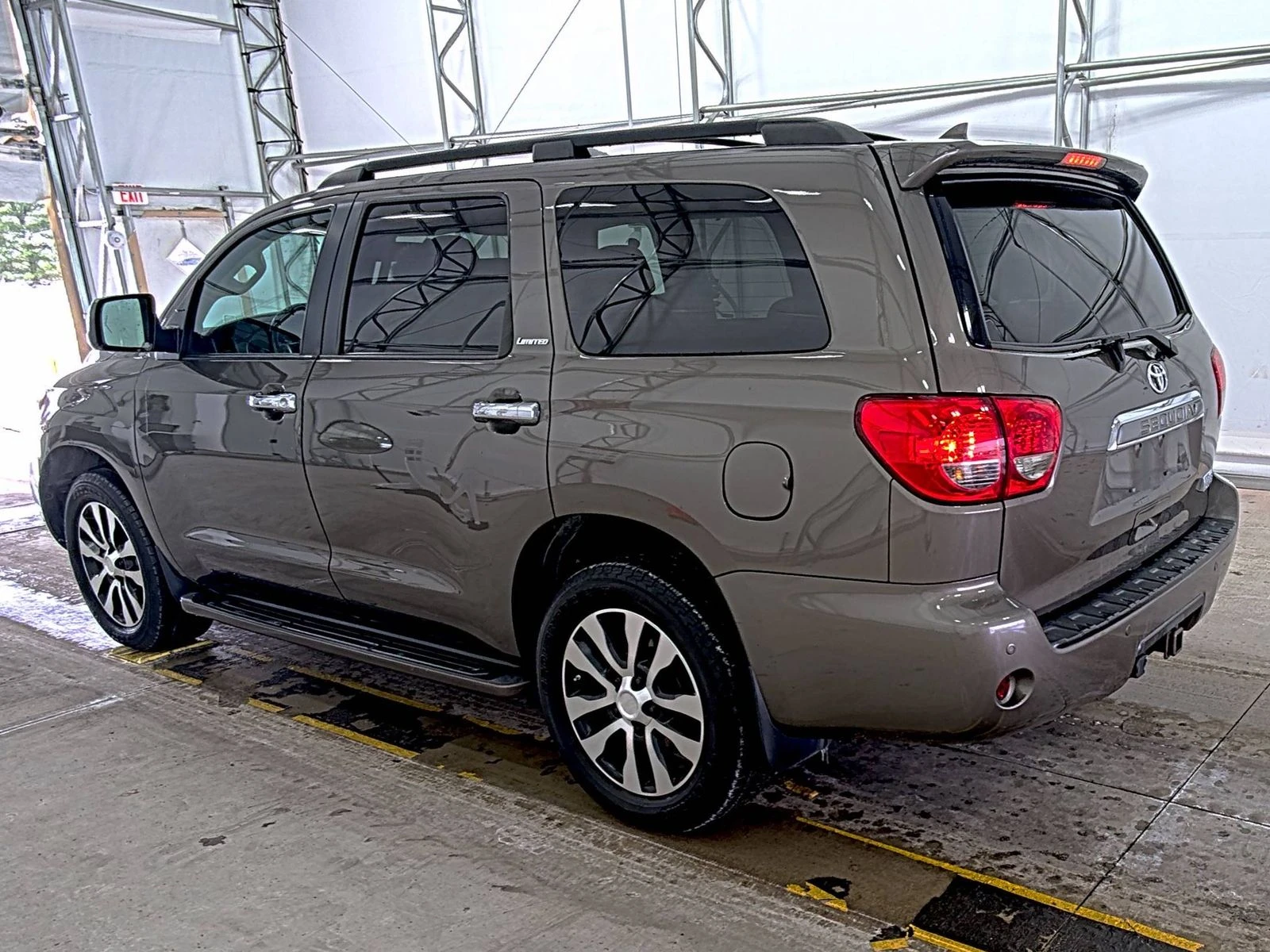 Toyota Sequoia LIMITED* 5.7* V8* ПОДГРЕВ* КАМЕРА* КЕЙЛЕС - изображение 4